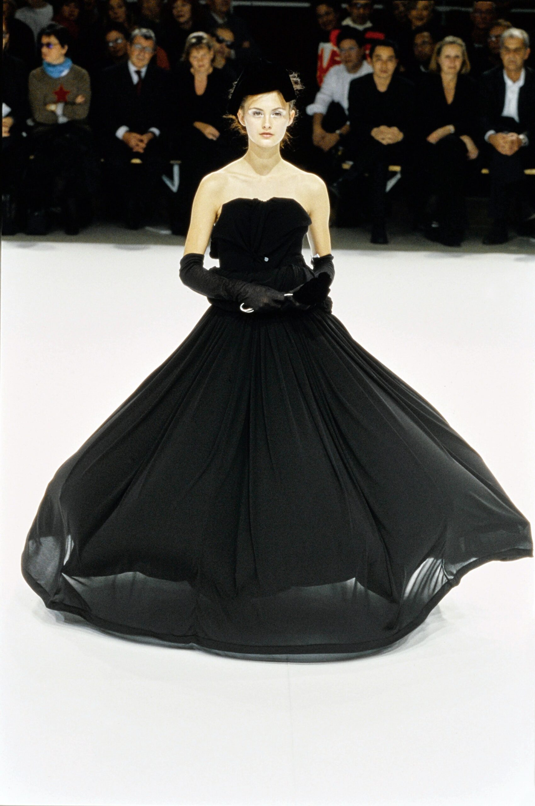 Yohji Yamamoto S/S 99 Look 40