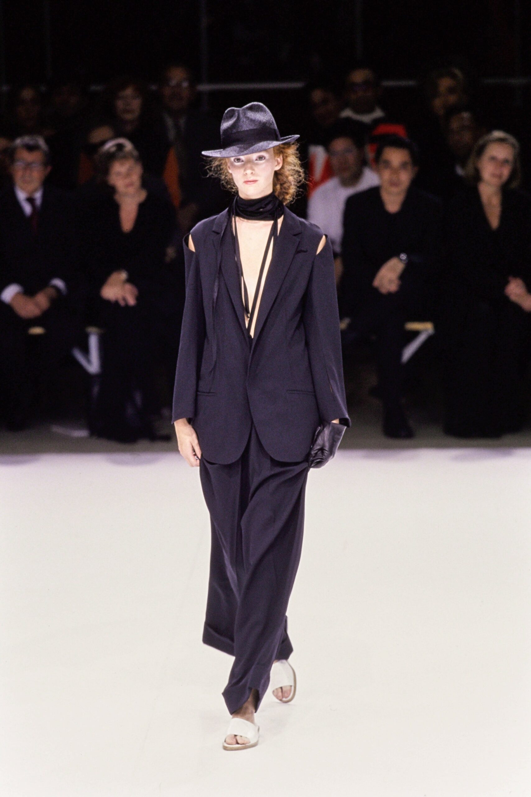 Yohji Yamamoto S/S 99 Look 48