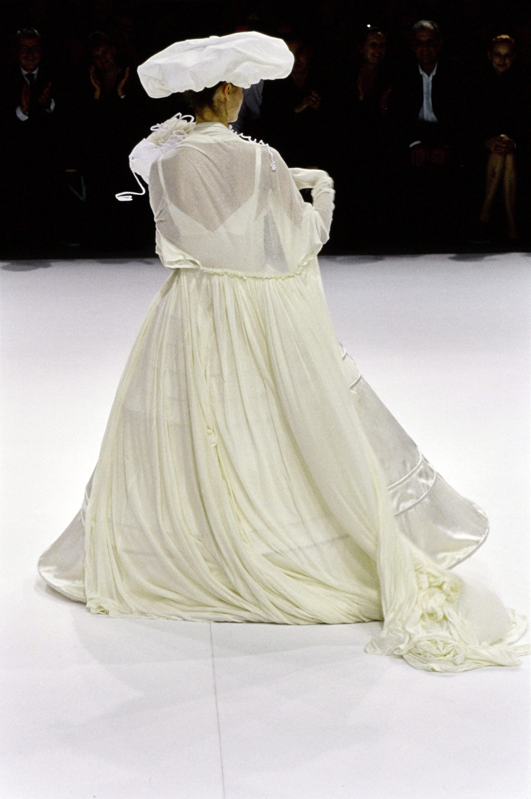 Yohji Yamamoto S/S 99 Look 54