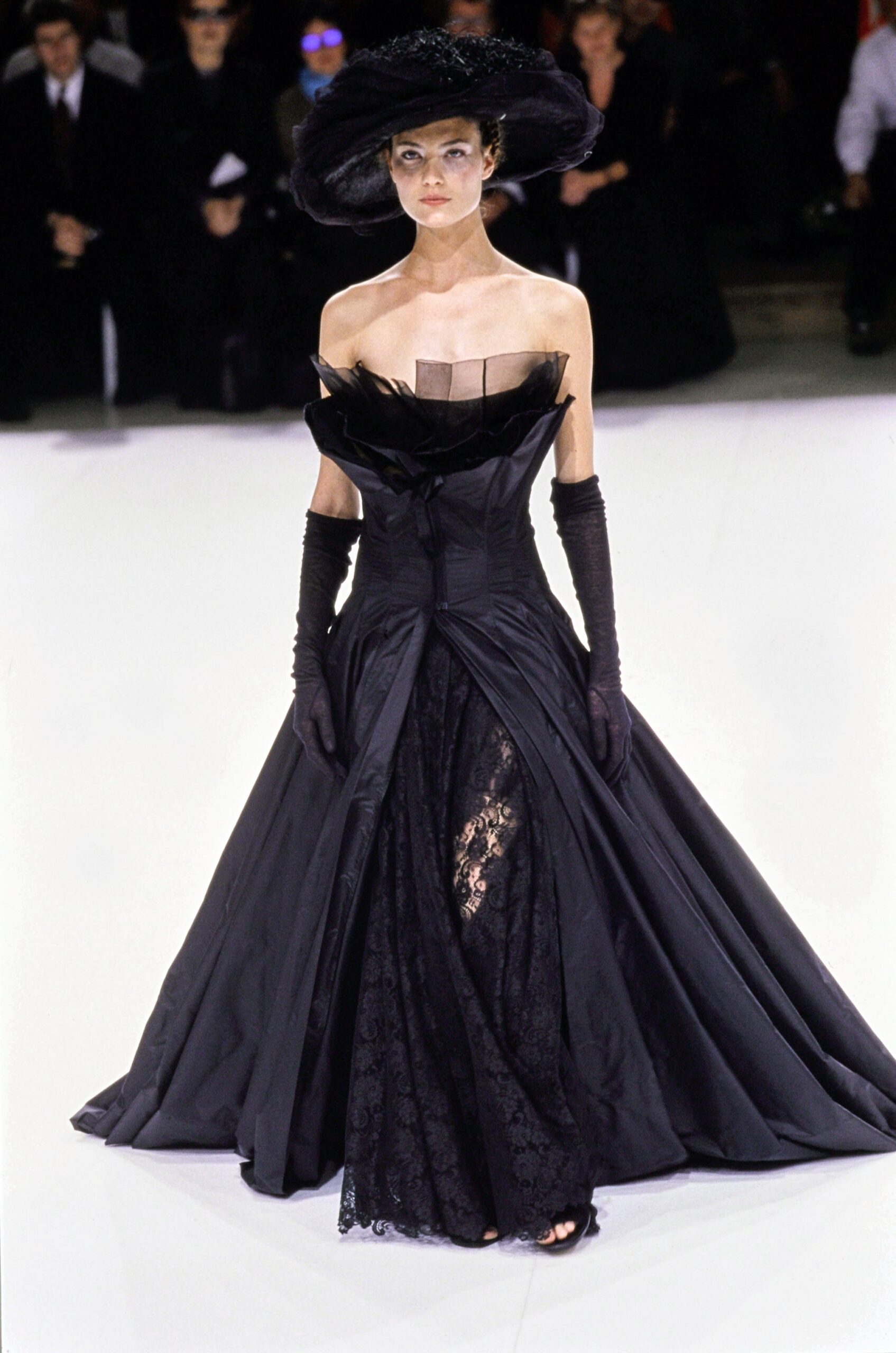 Yohji Yamamoto S/S 99 Look 60