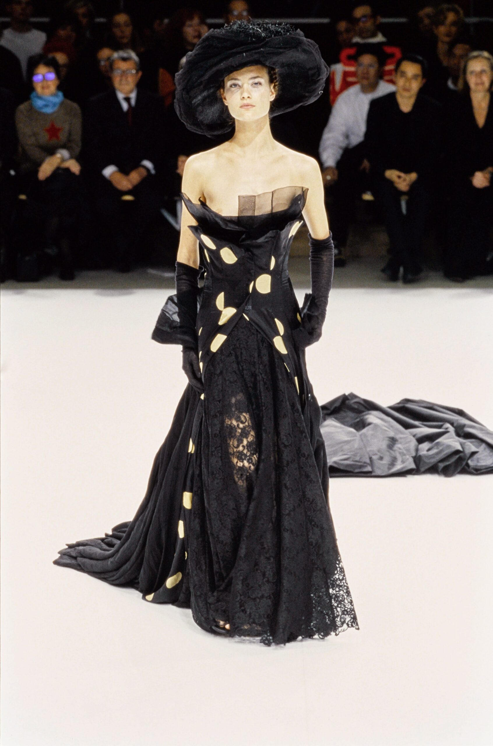 Yohji Yamamoto S/S 99 Look 61