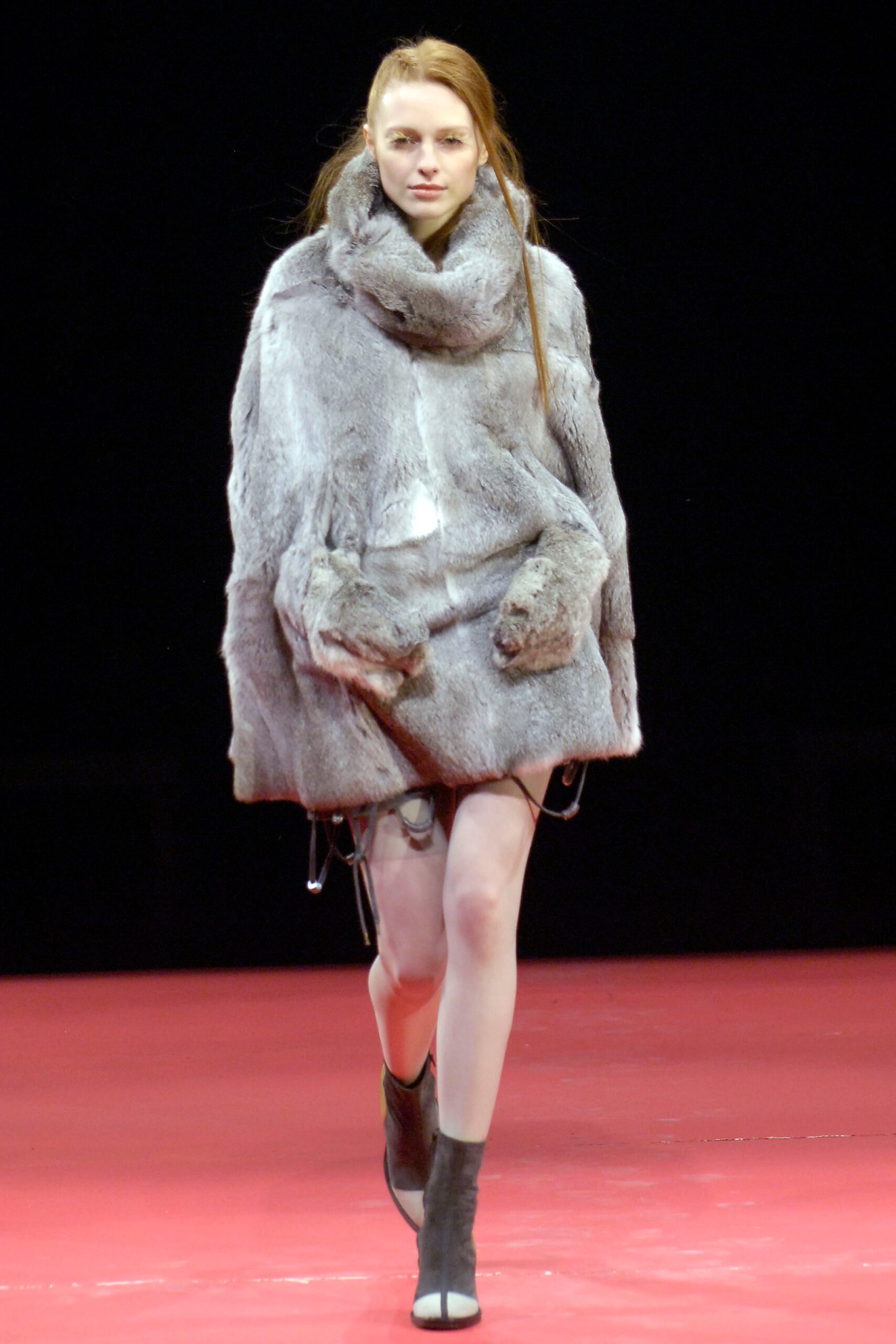 A.F. Vandevorst F/W 06 Look 435