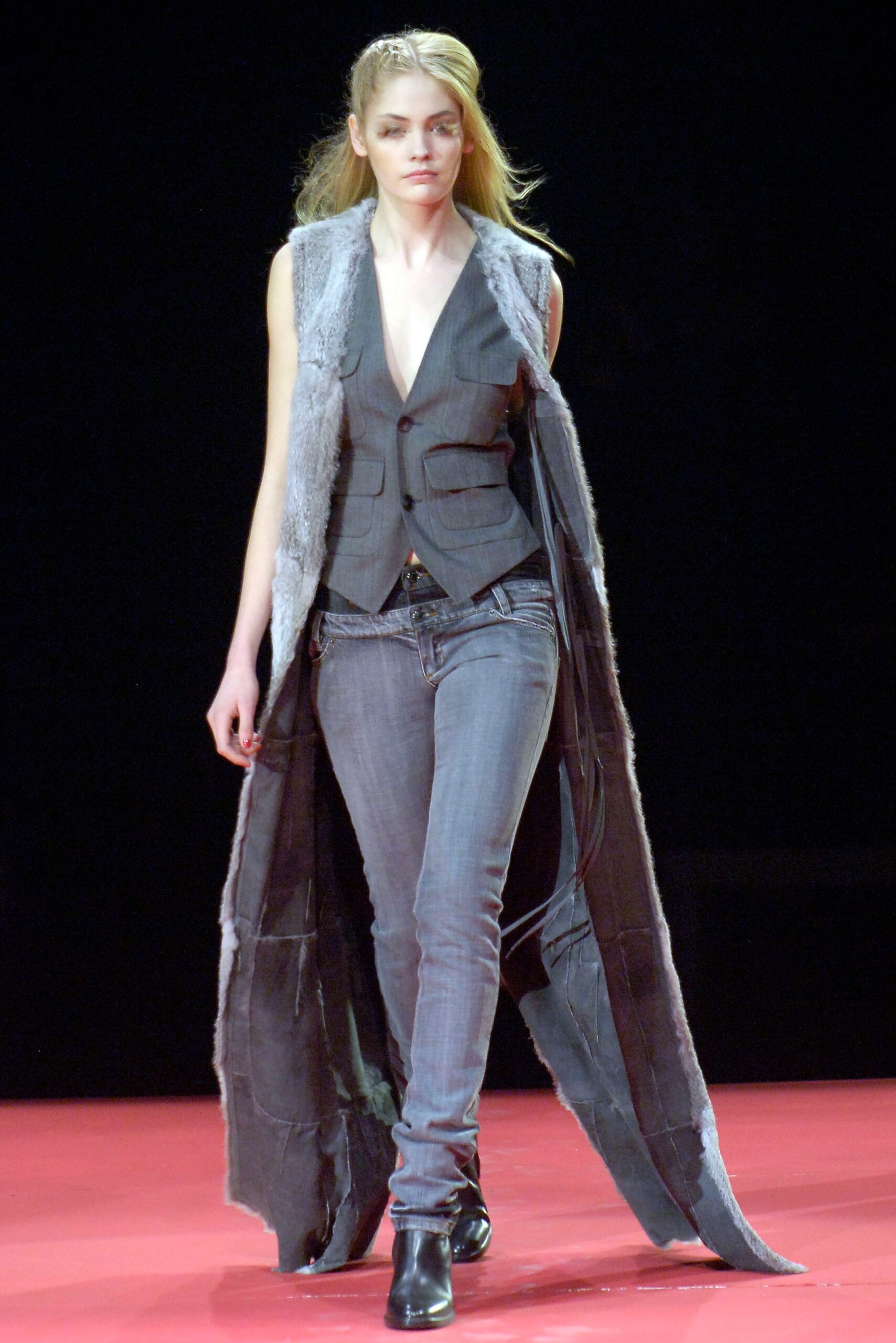 A.F. Vandevorst F/W 06 Look 483