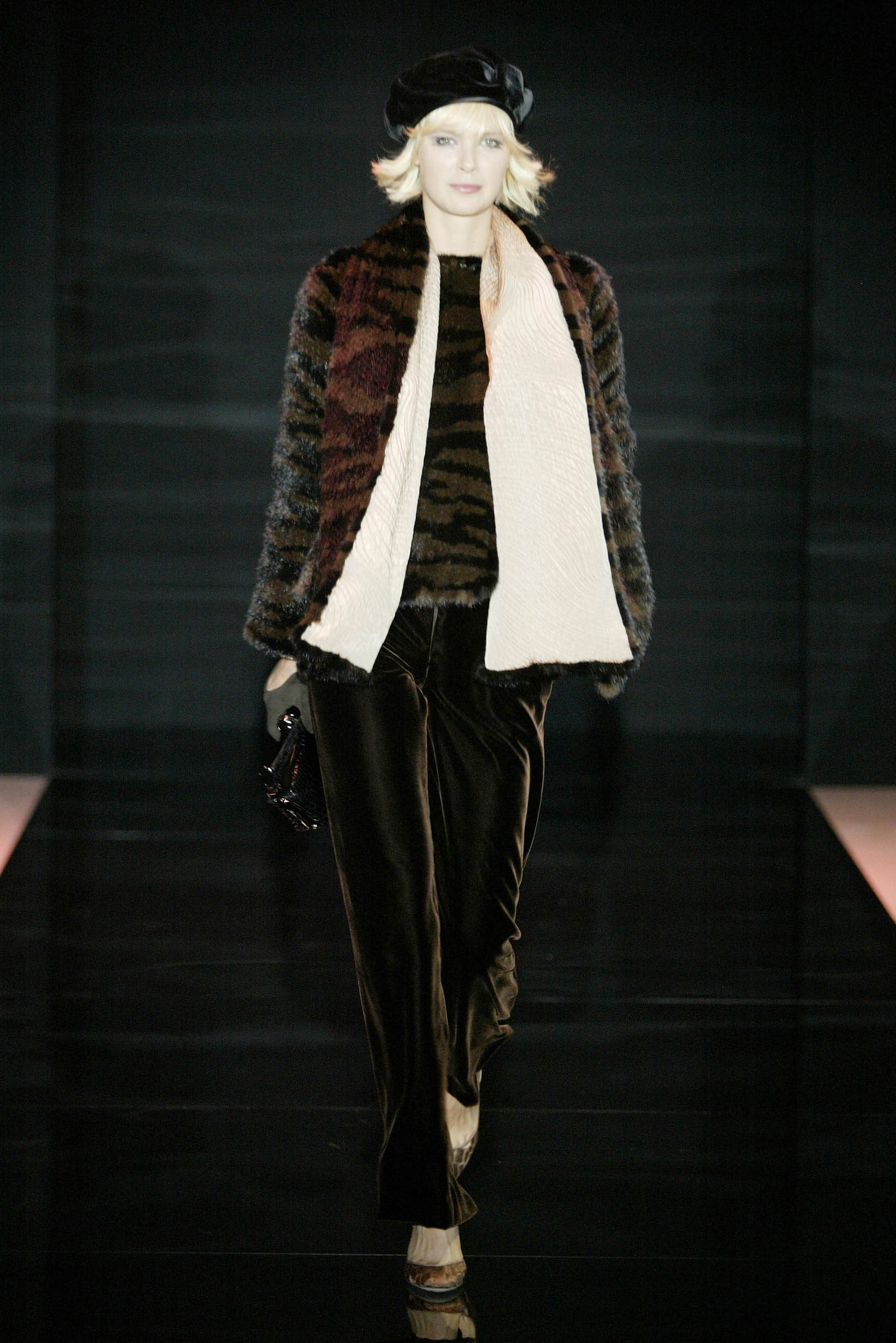 Armani Privé F/W 05 Couture Look 21