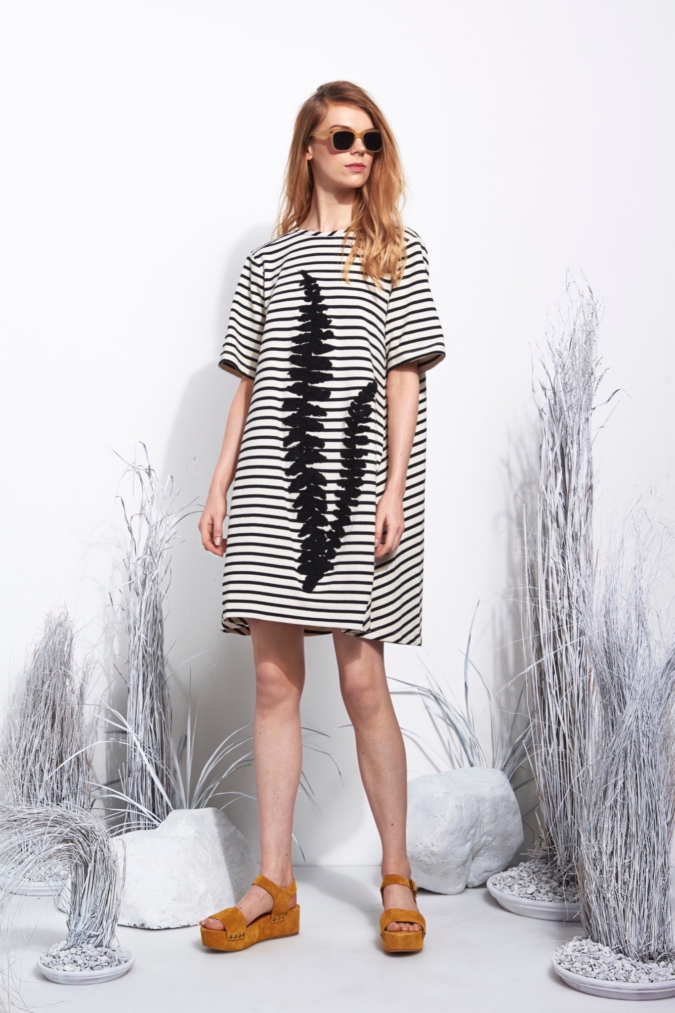 Whit Resort 16 Look 7