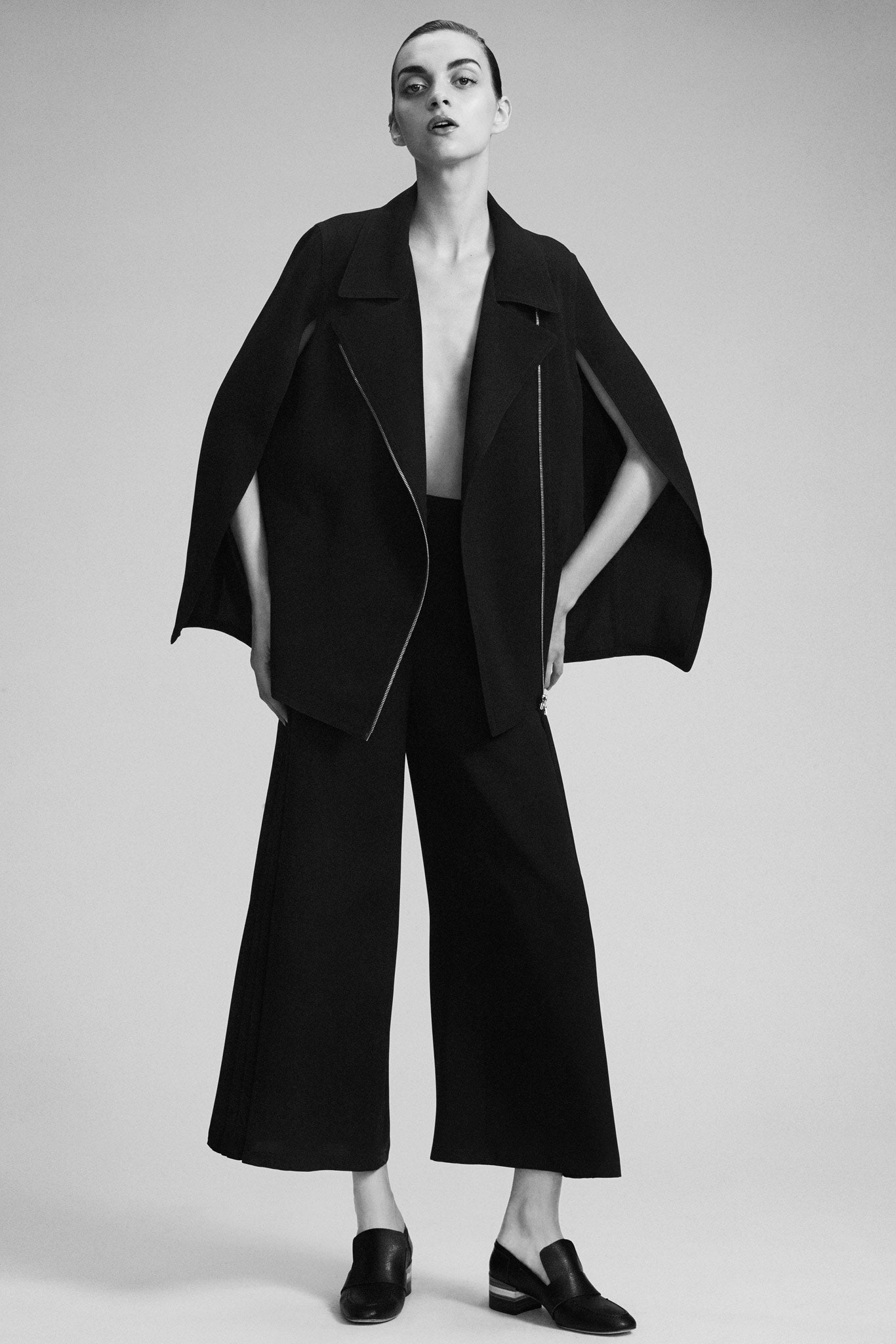 Yigal Azrouël Resort 16 Look 1