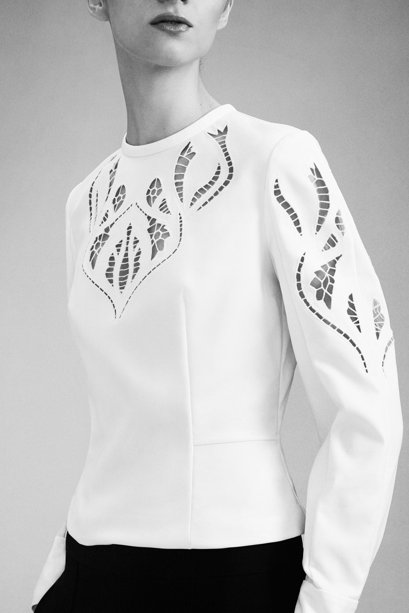 Yigal Azrouël Resort 16 Look 2