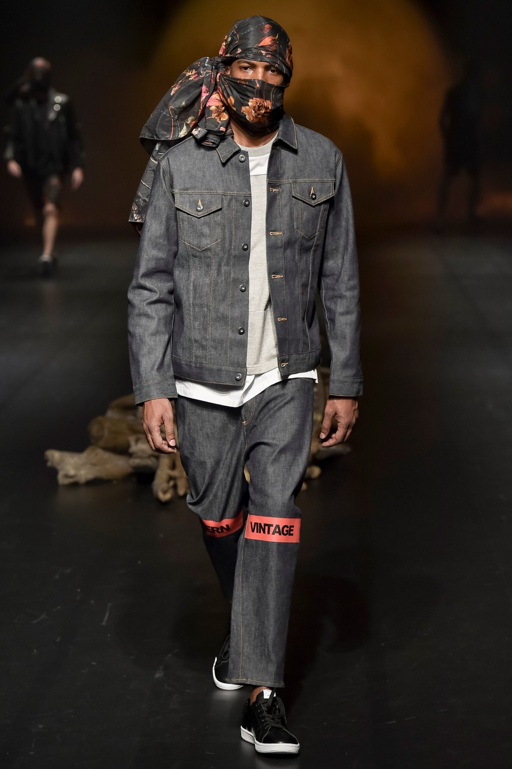 Yoshio Kubo Tokyo S/S 16 Look 5