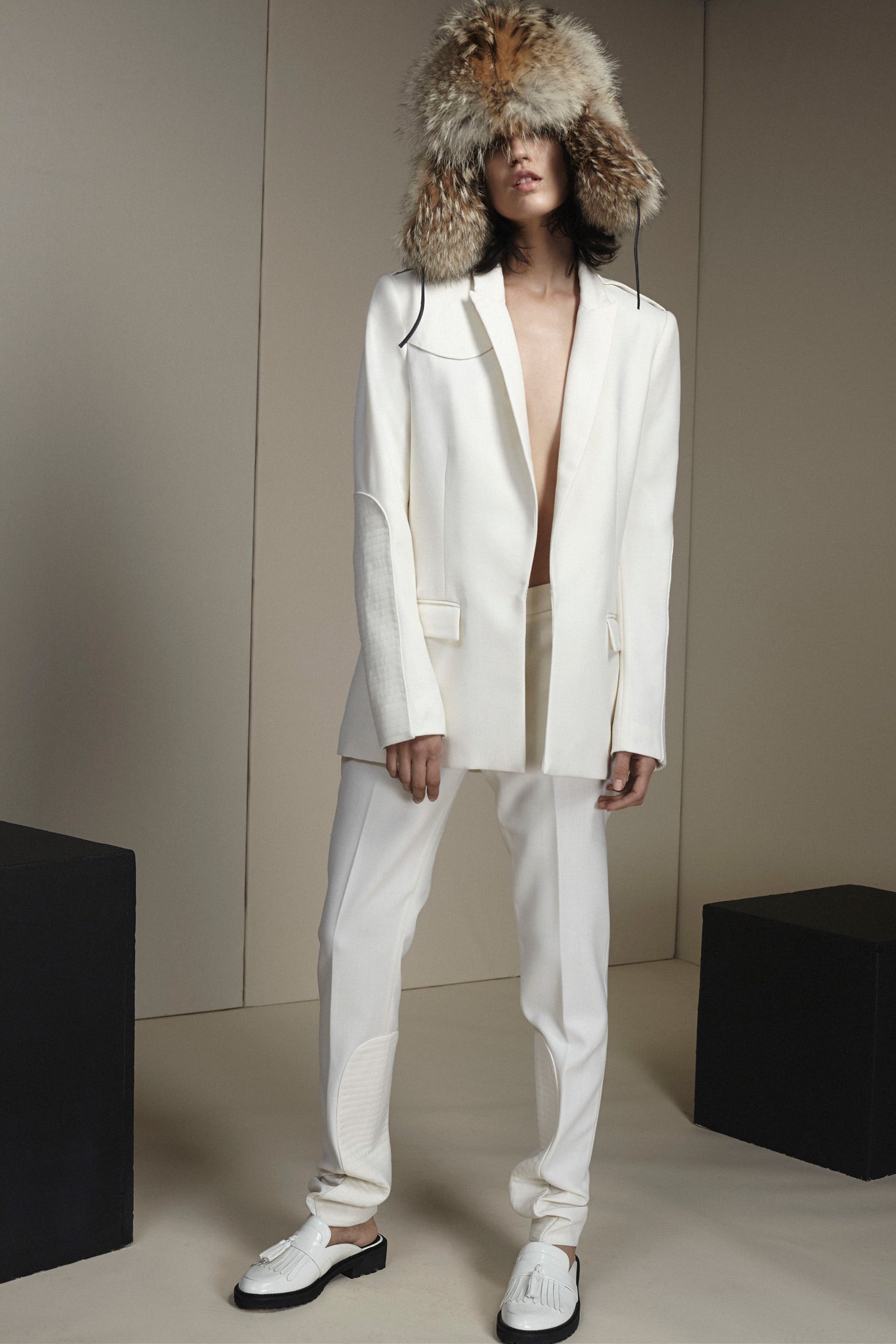Zoë Jordan Fall 2015 Ready-to-Wear