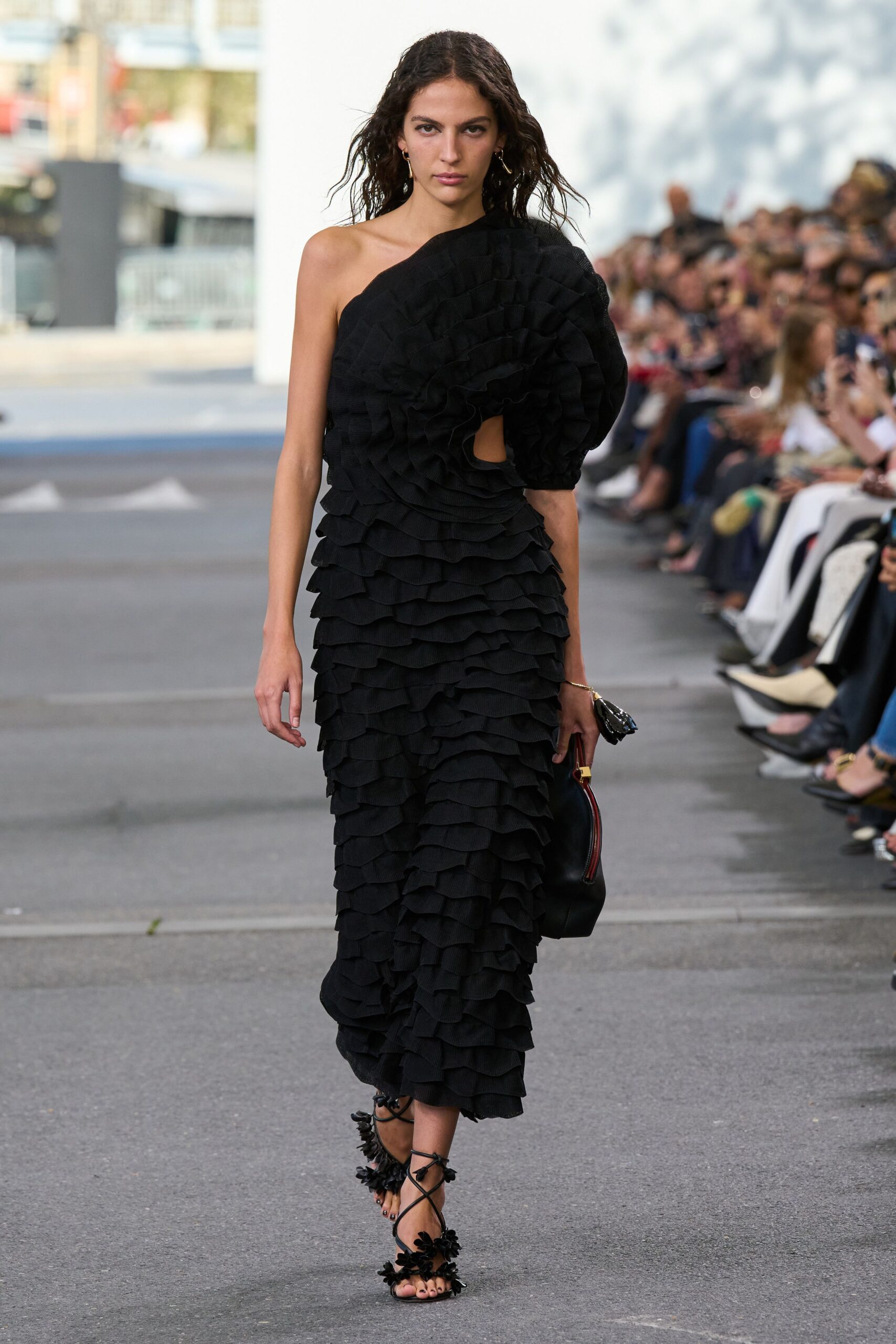 Chloé S/S 24 Look 32
