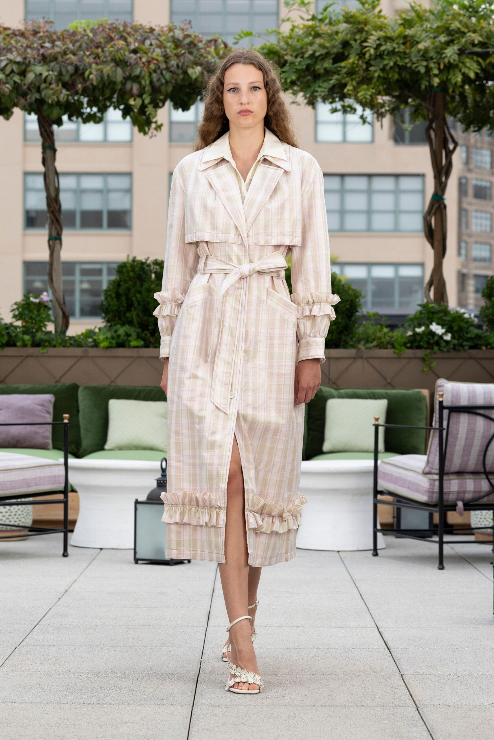 Cinq à Sept S/S 24 Look 47
