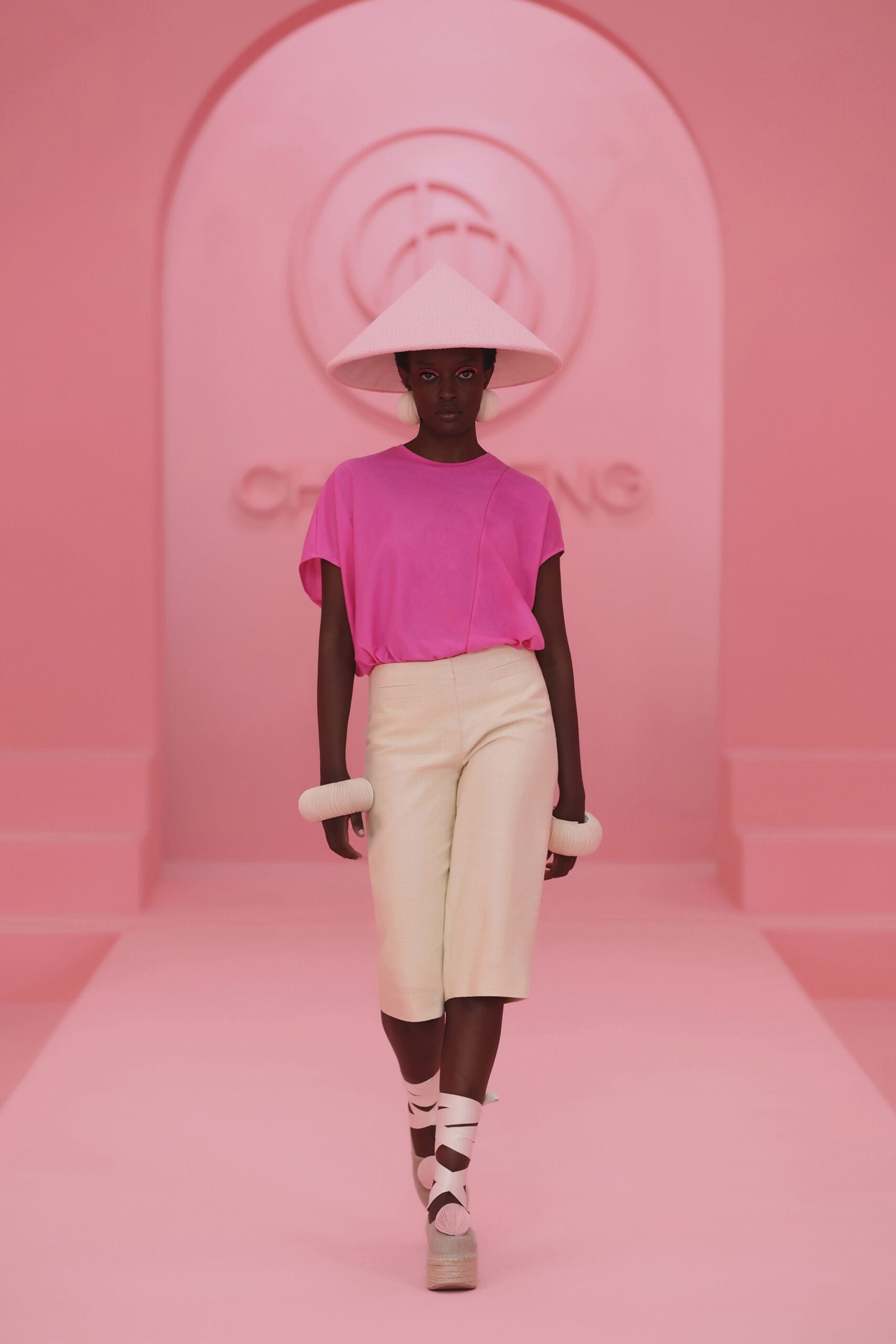 Chocheng S/S 24 Look 54