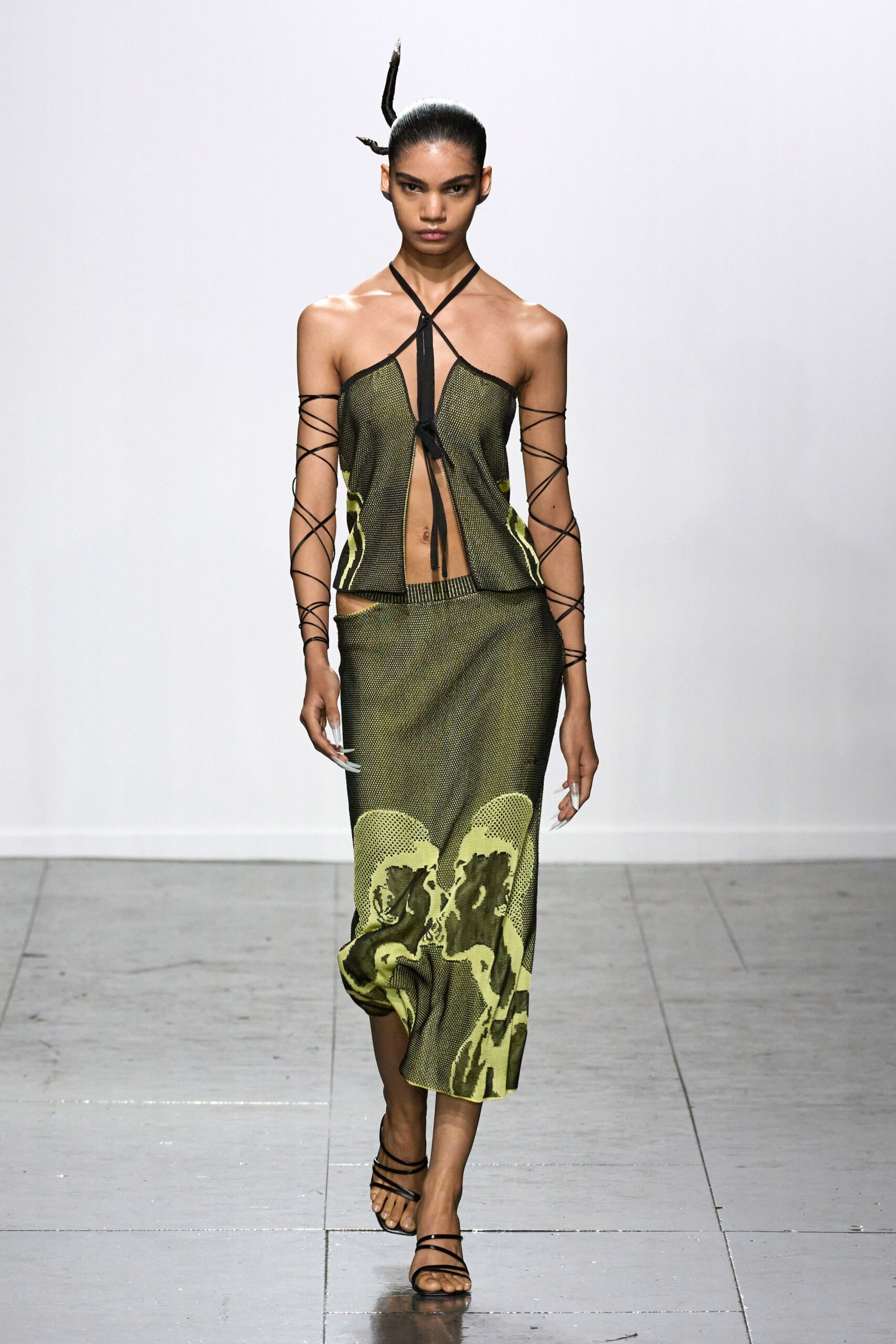 Chet Lo S/S 24 Look 53