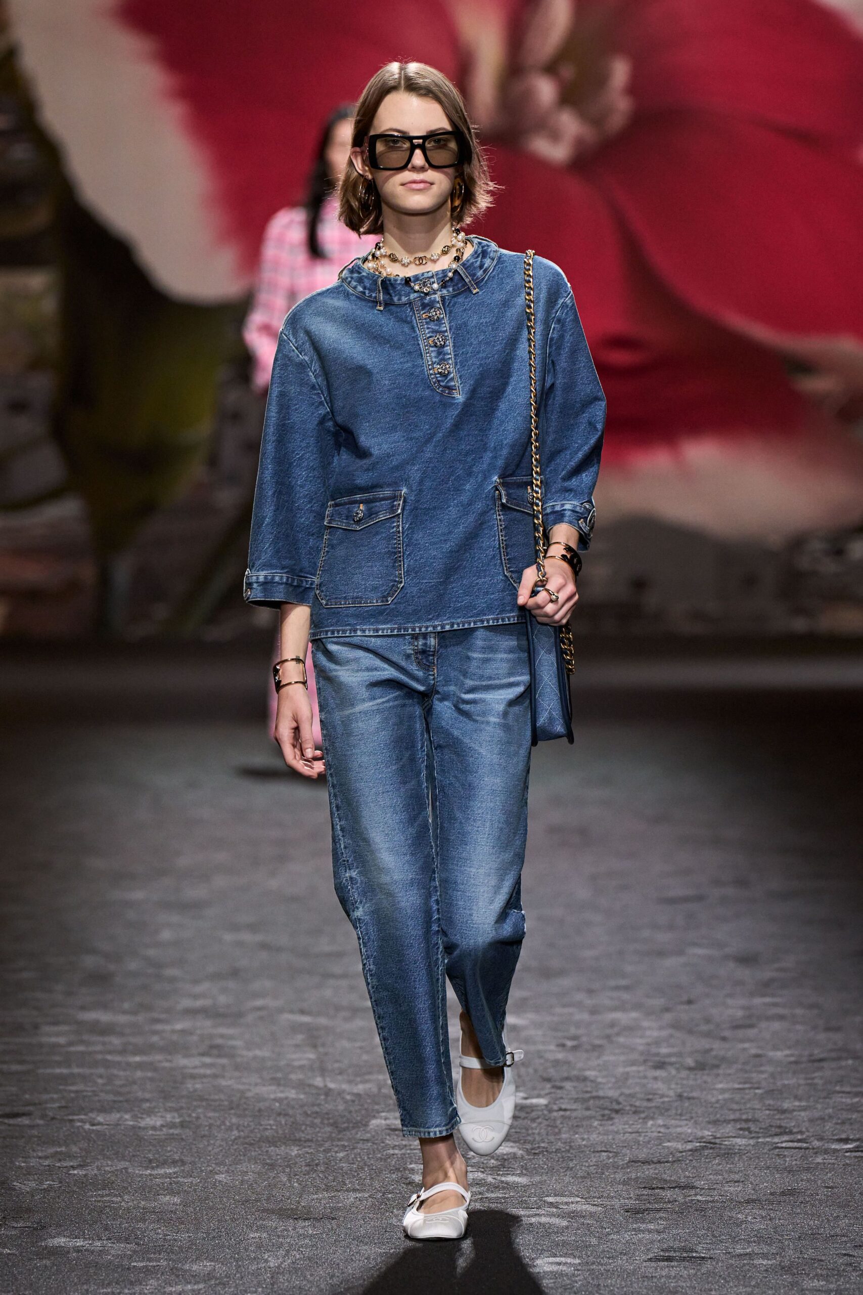 Chanel S/S 24 Look 99