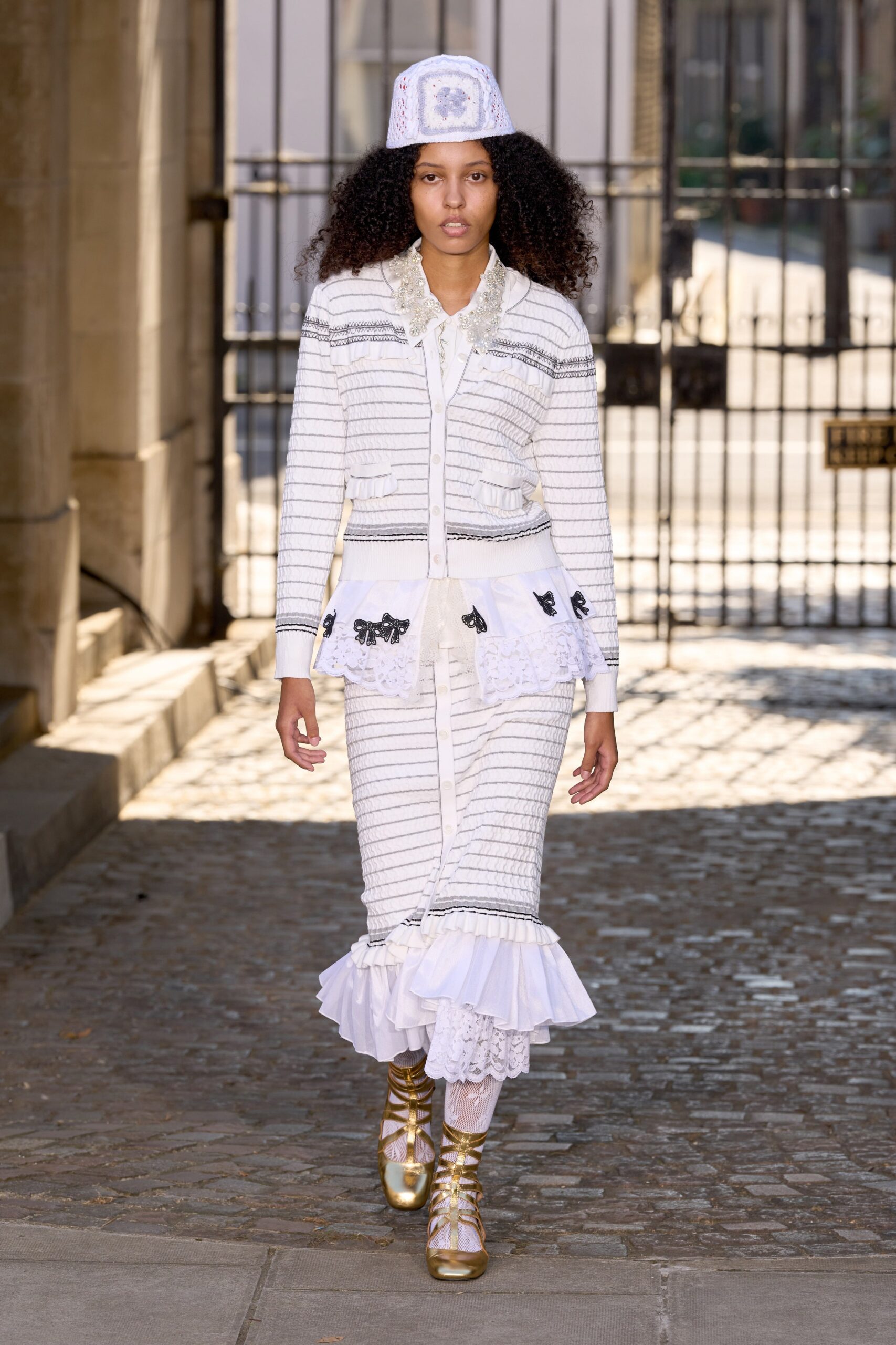Bora Aksu S/S 24 Look 104