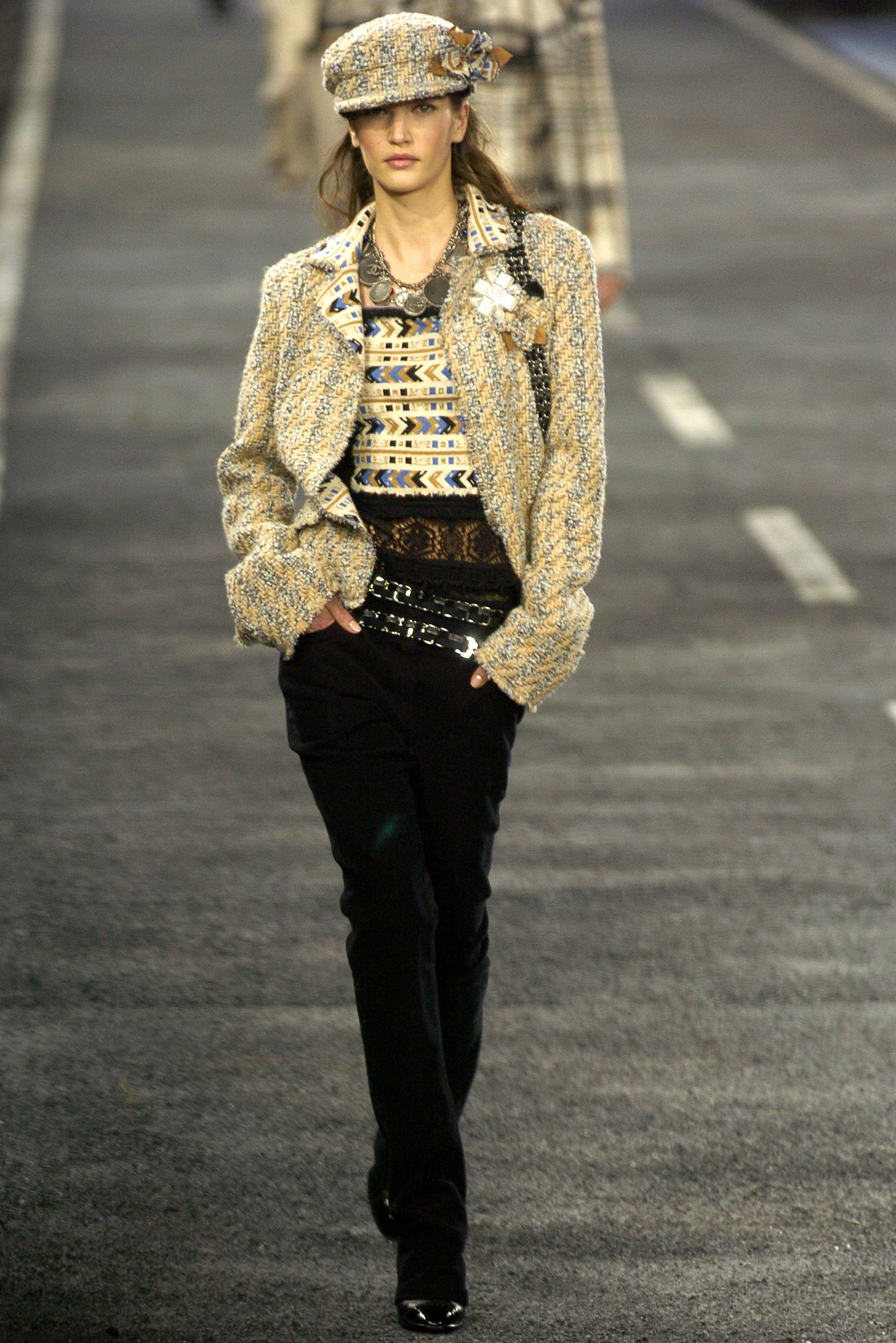 Chanel F/W 04 Look 4