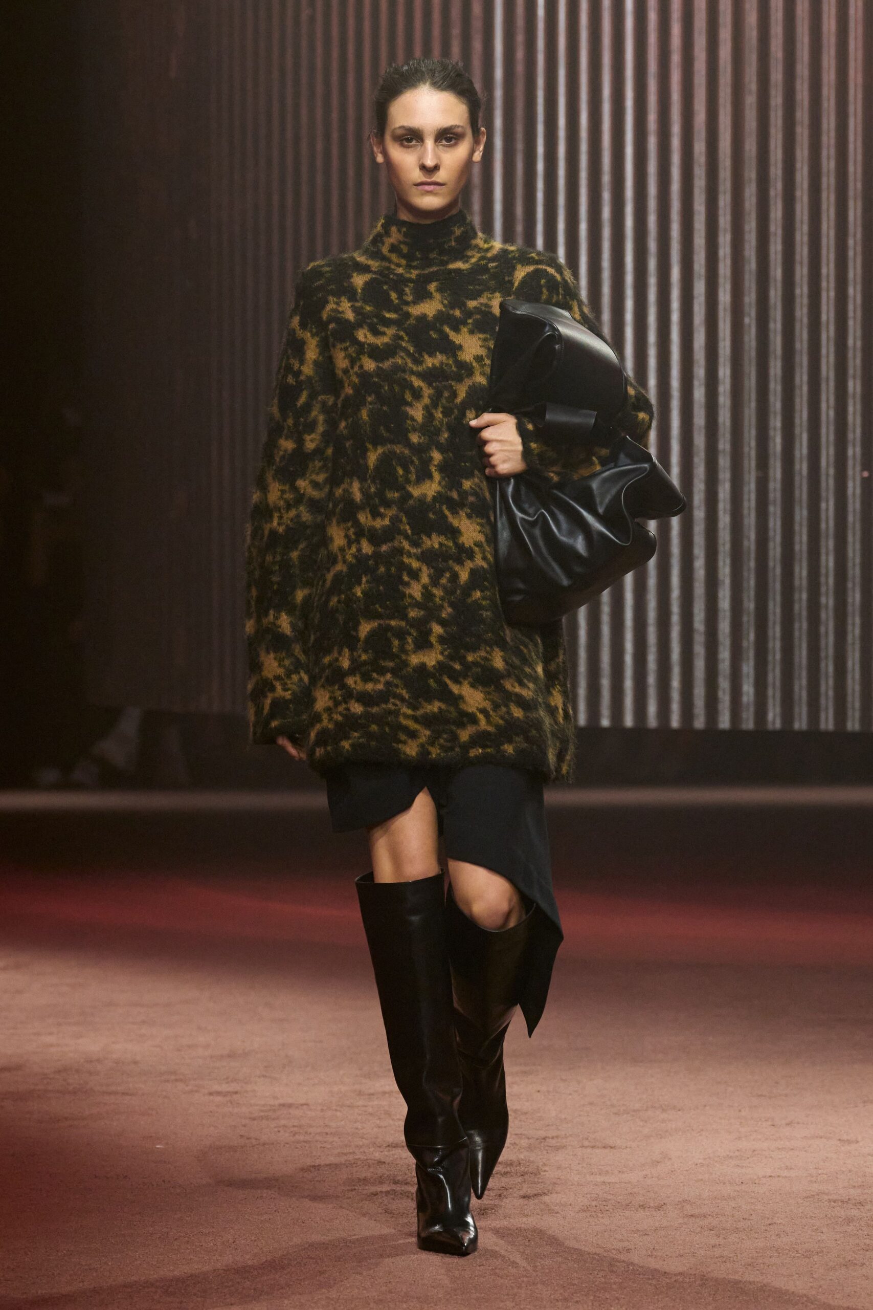 Cos F/W 23 Look 146