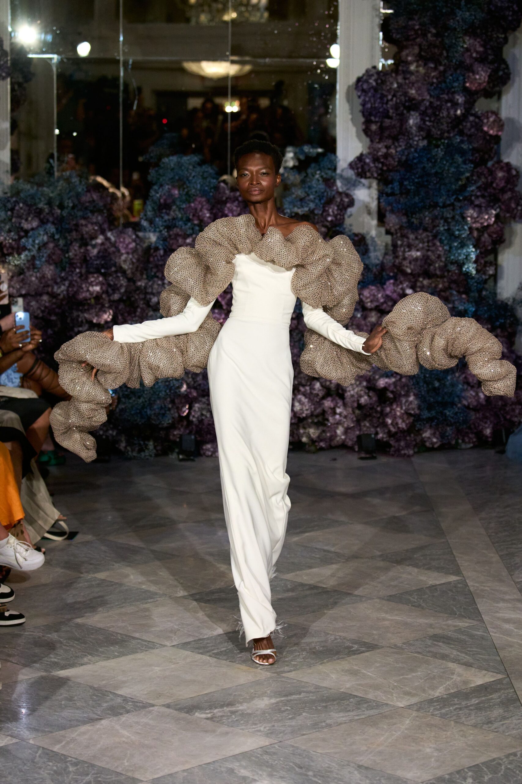 Christian Siriano S/S 24 Look 273