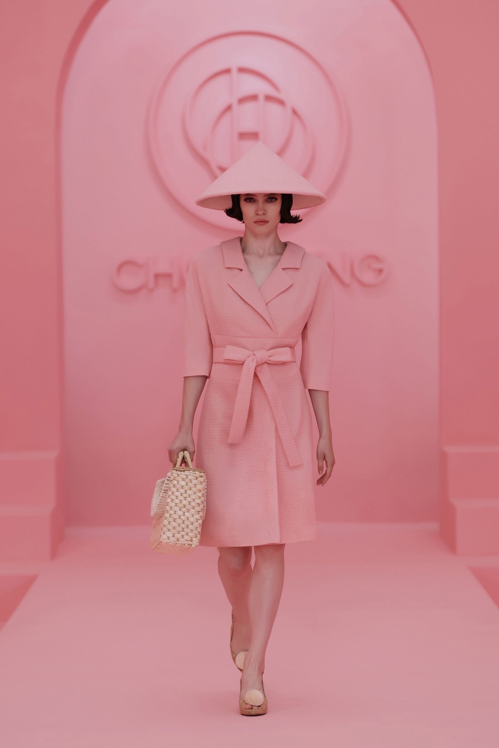 Chocheng S/S 24 Look 219