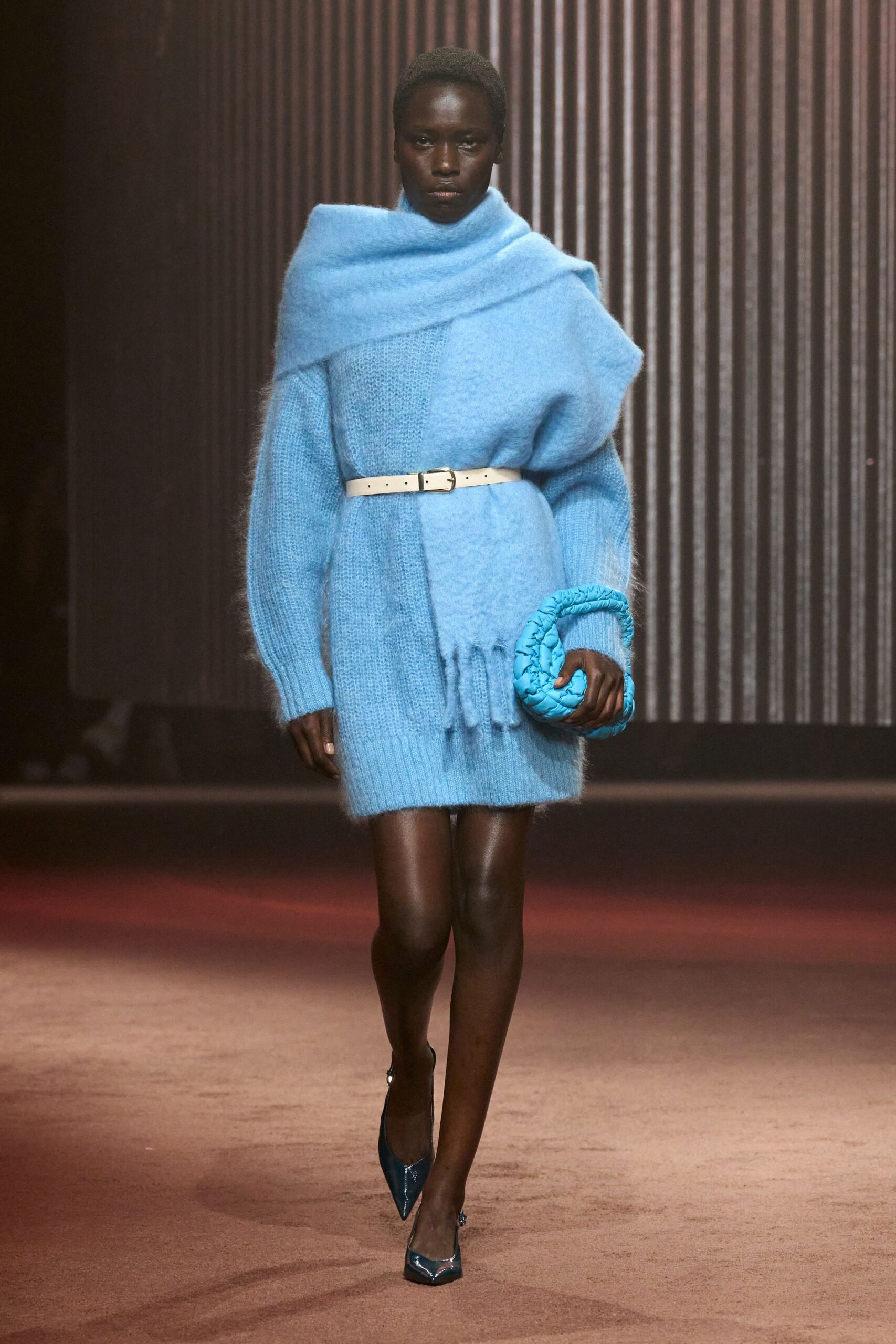 Cos F/W 23 Look 211