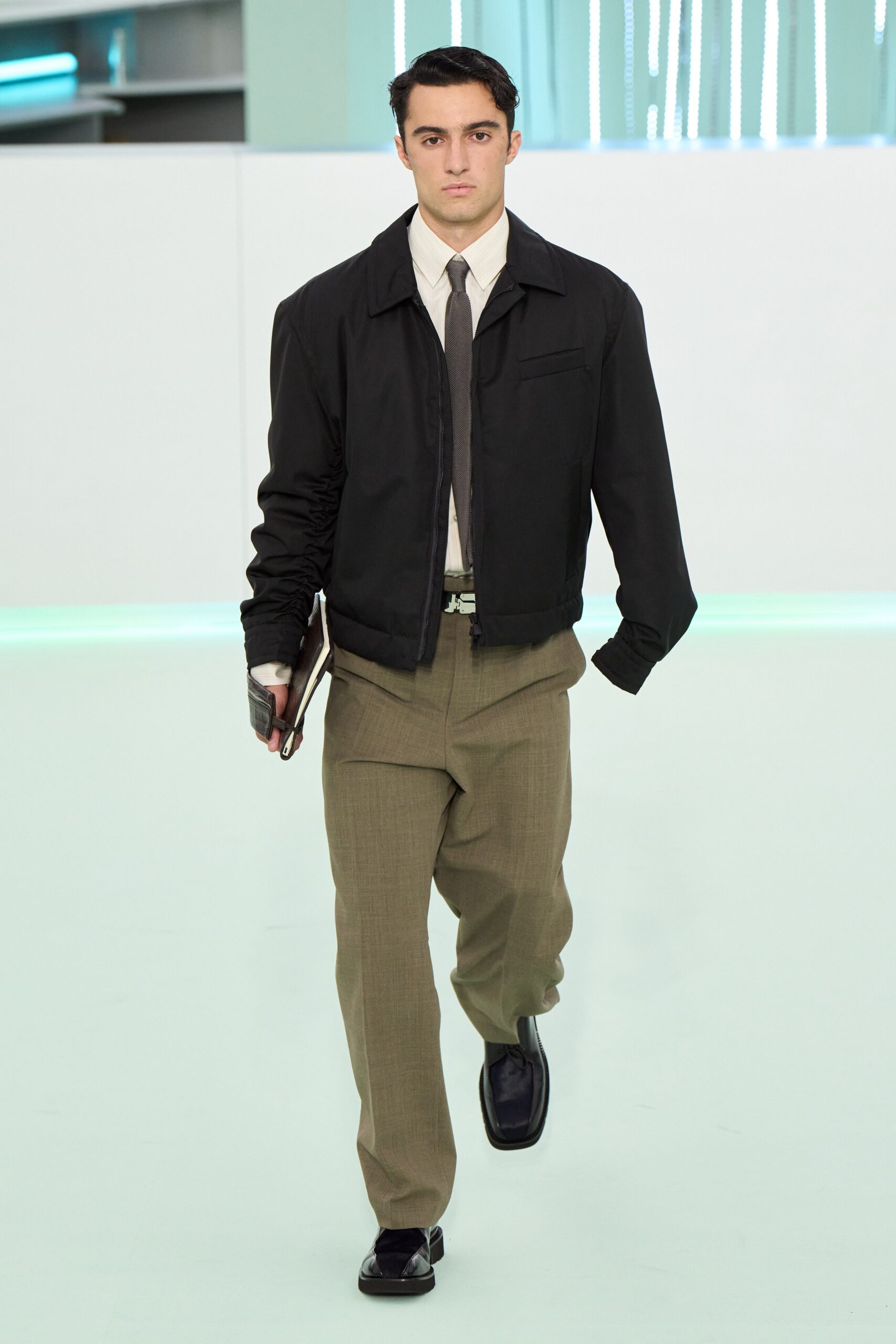 Boss F/W 23 Look 242
