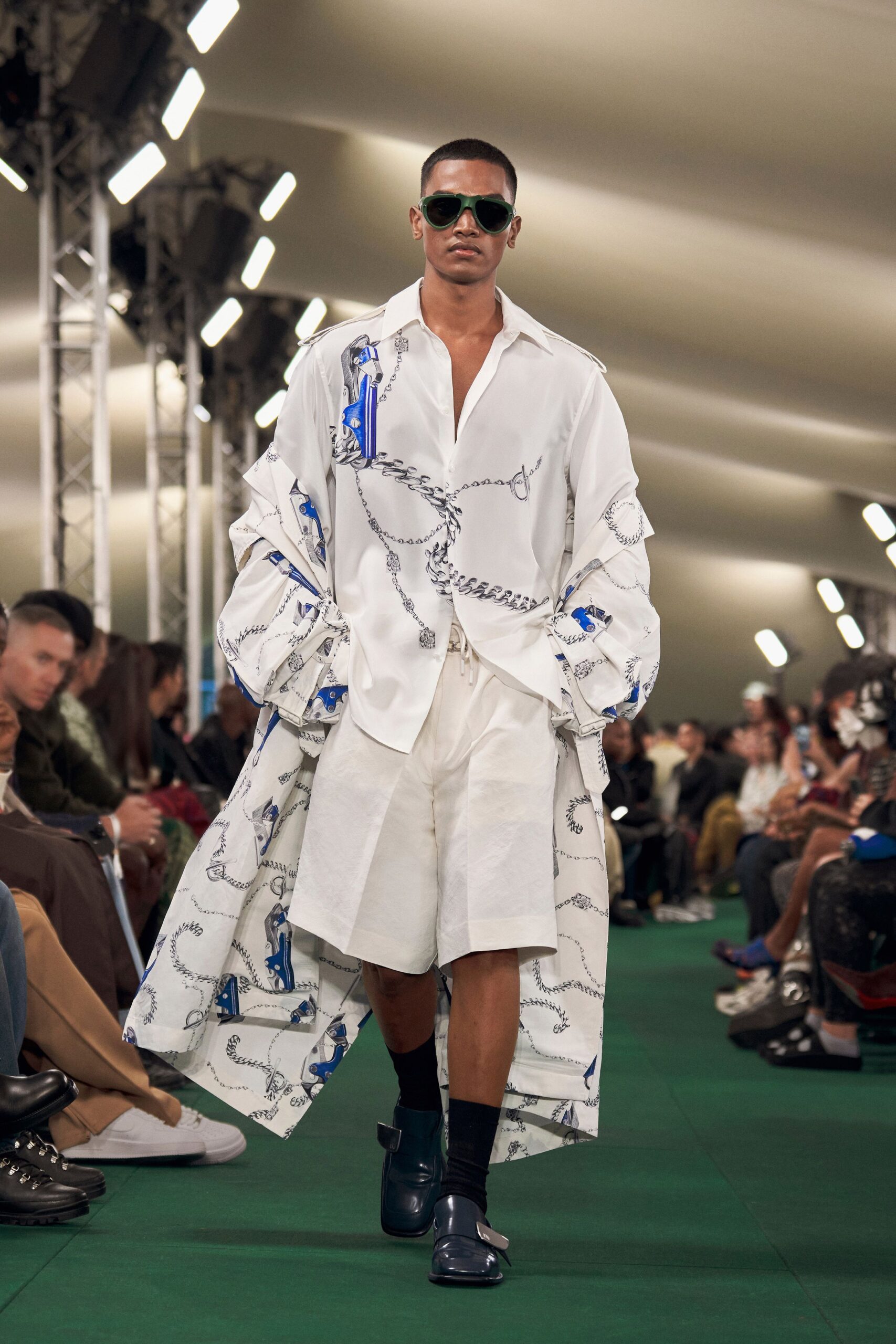 Burberry S/S 24 Look 221