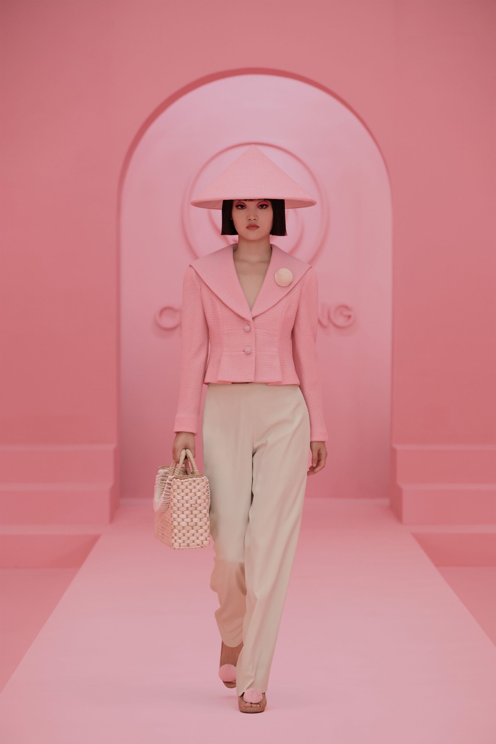 Chocheng S/S 24 Look 262