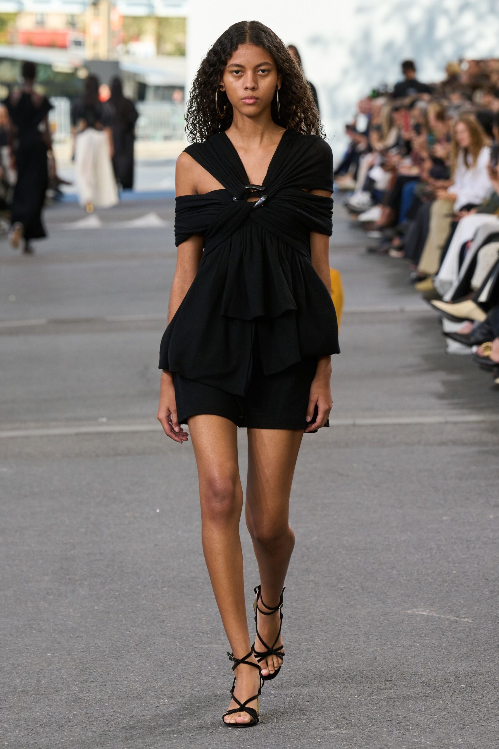 Chloé S/S 24 Look 344