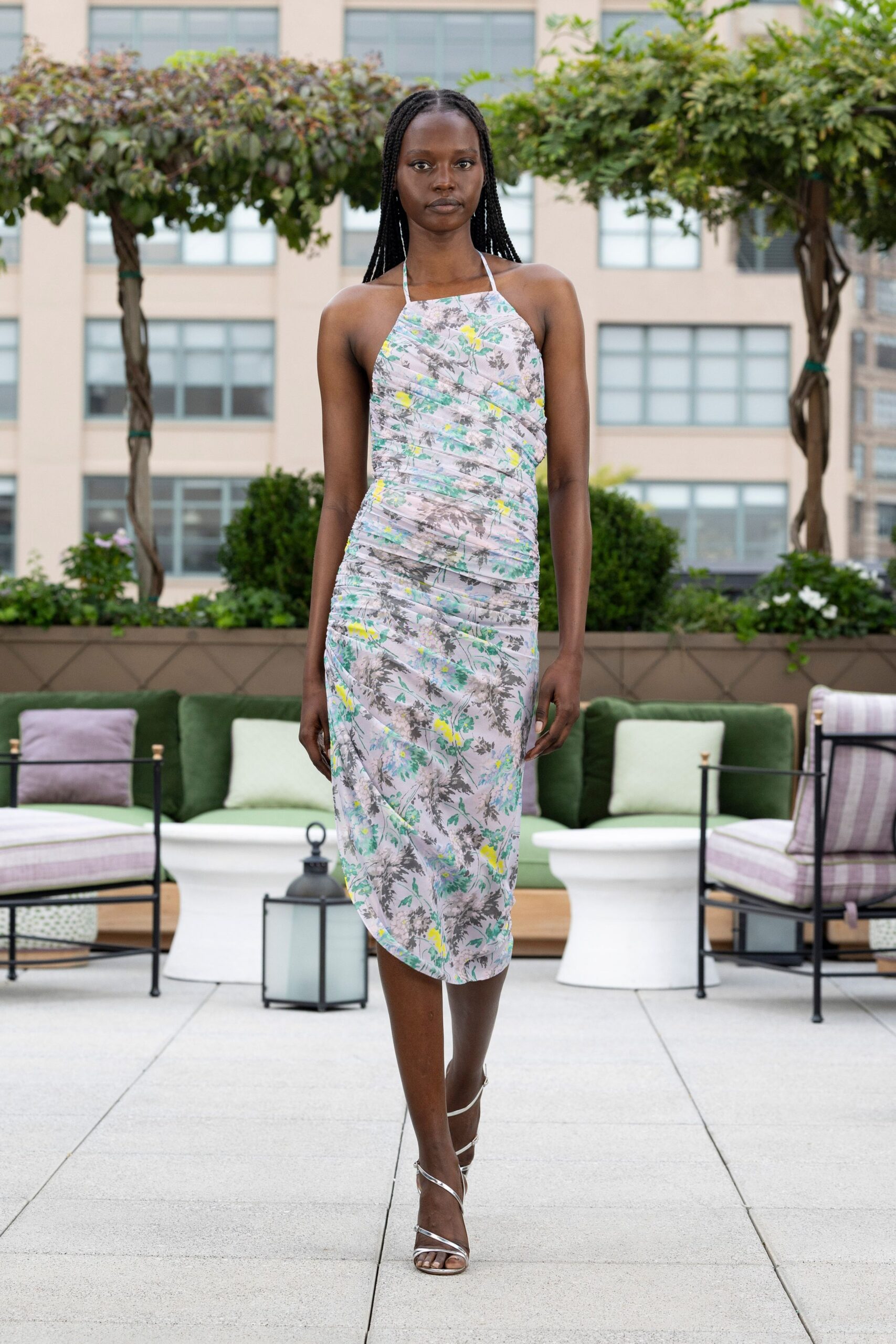 Cinq à Sept S/S 24 Look 330