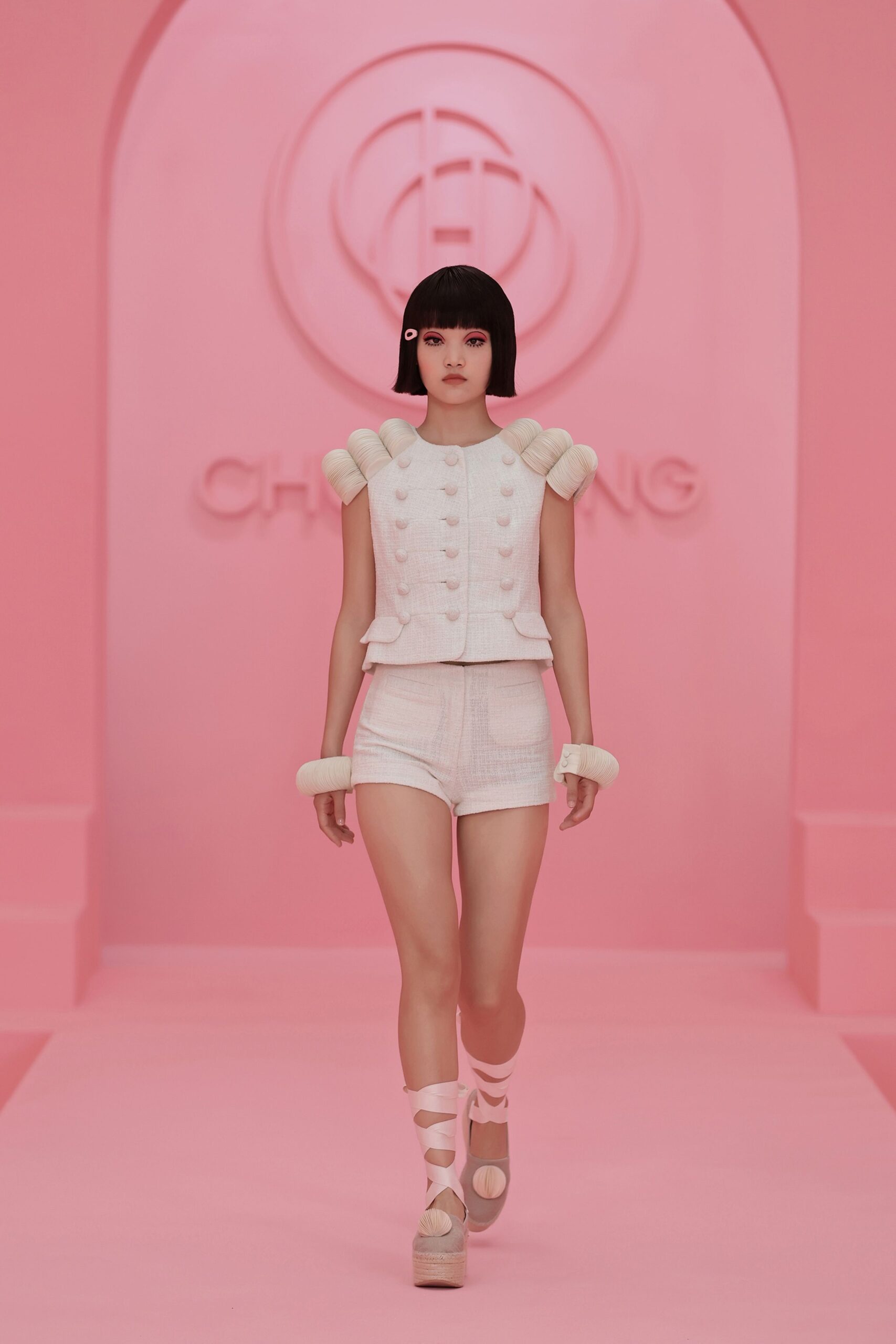 Chocheng S/S 24 Look 289