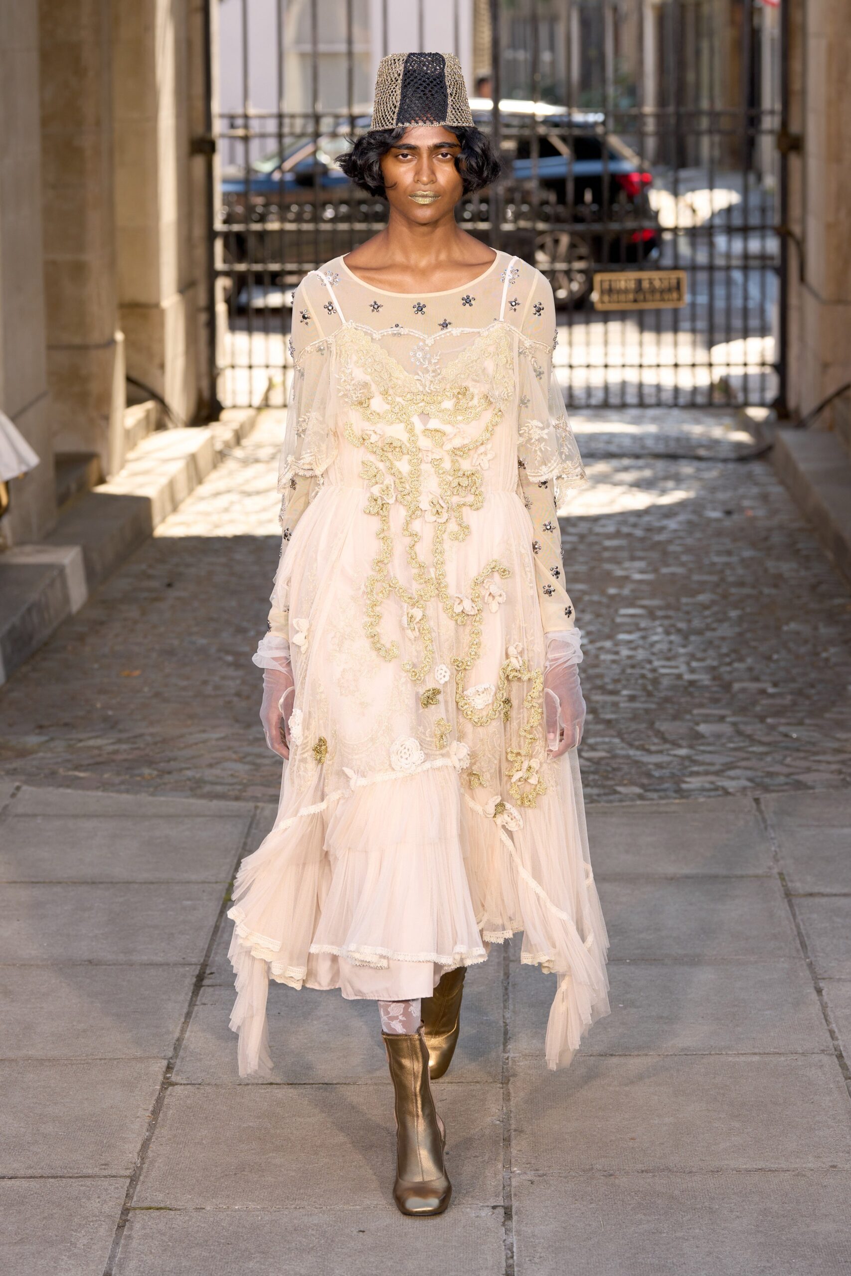 Bora Aksu S/S 24 Look 296