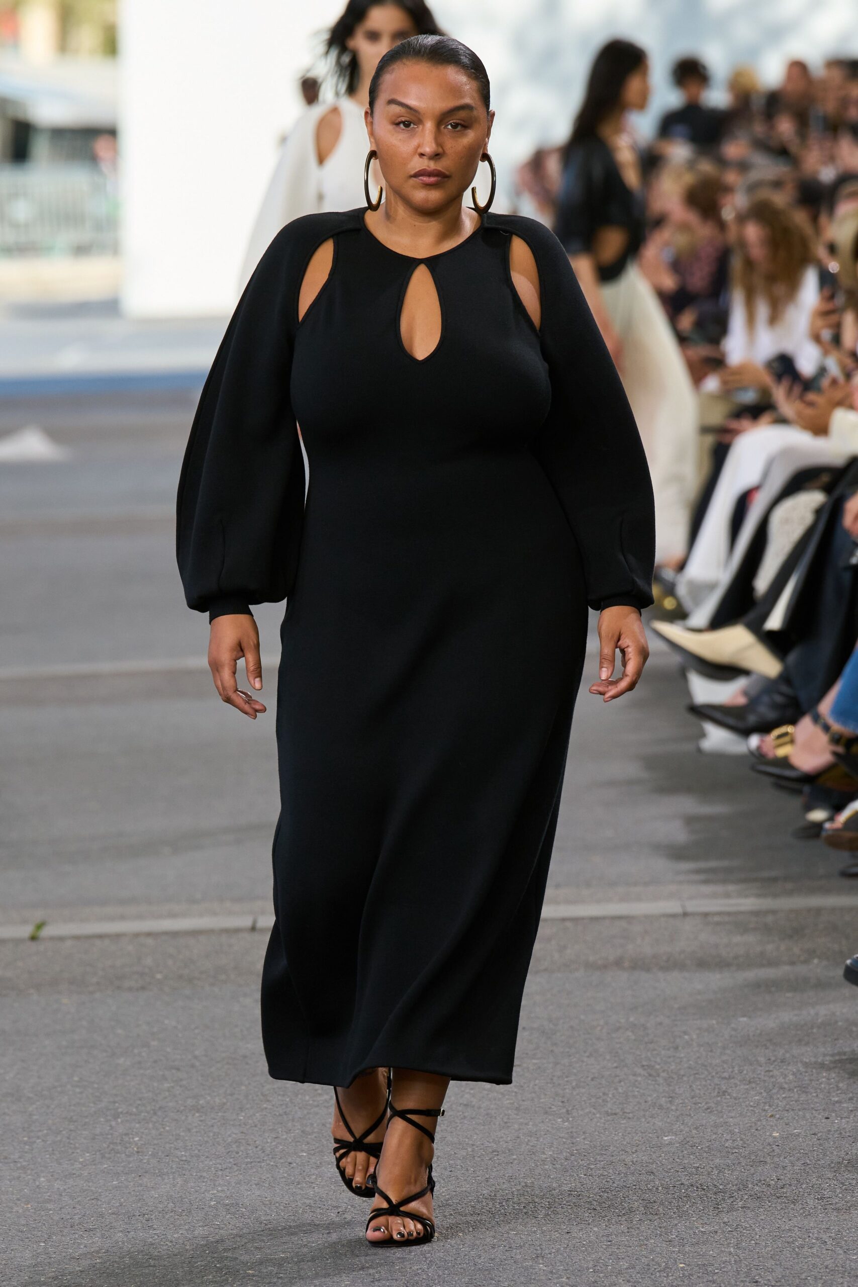 Chloé S/S 24 Look 418