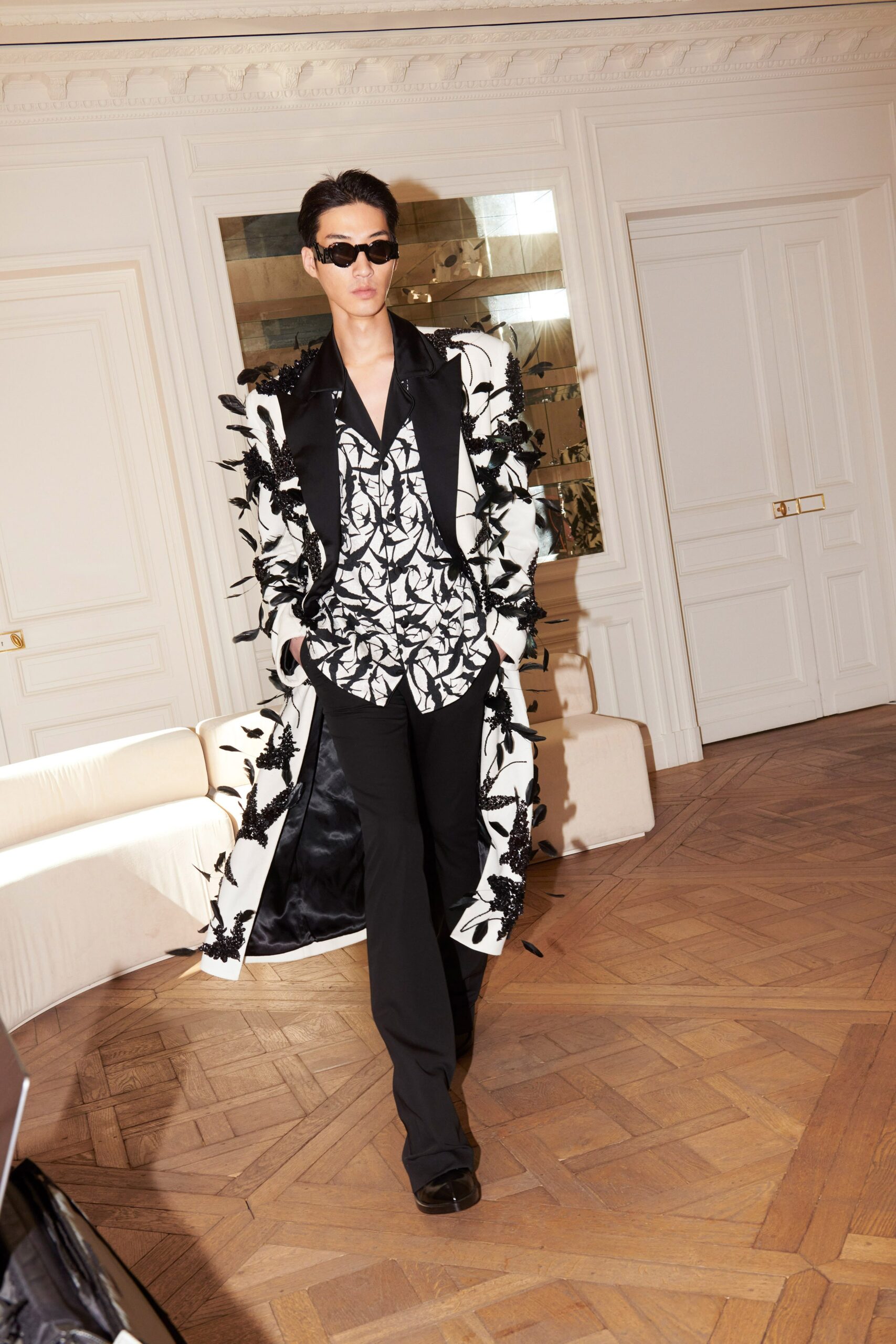 Balmain S/S 24 Menswear Look 266