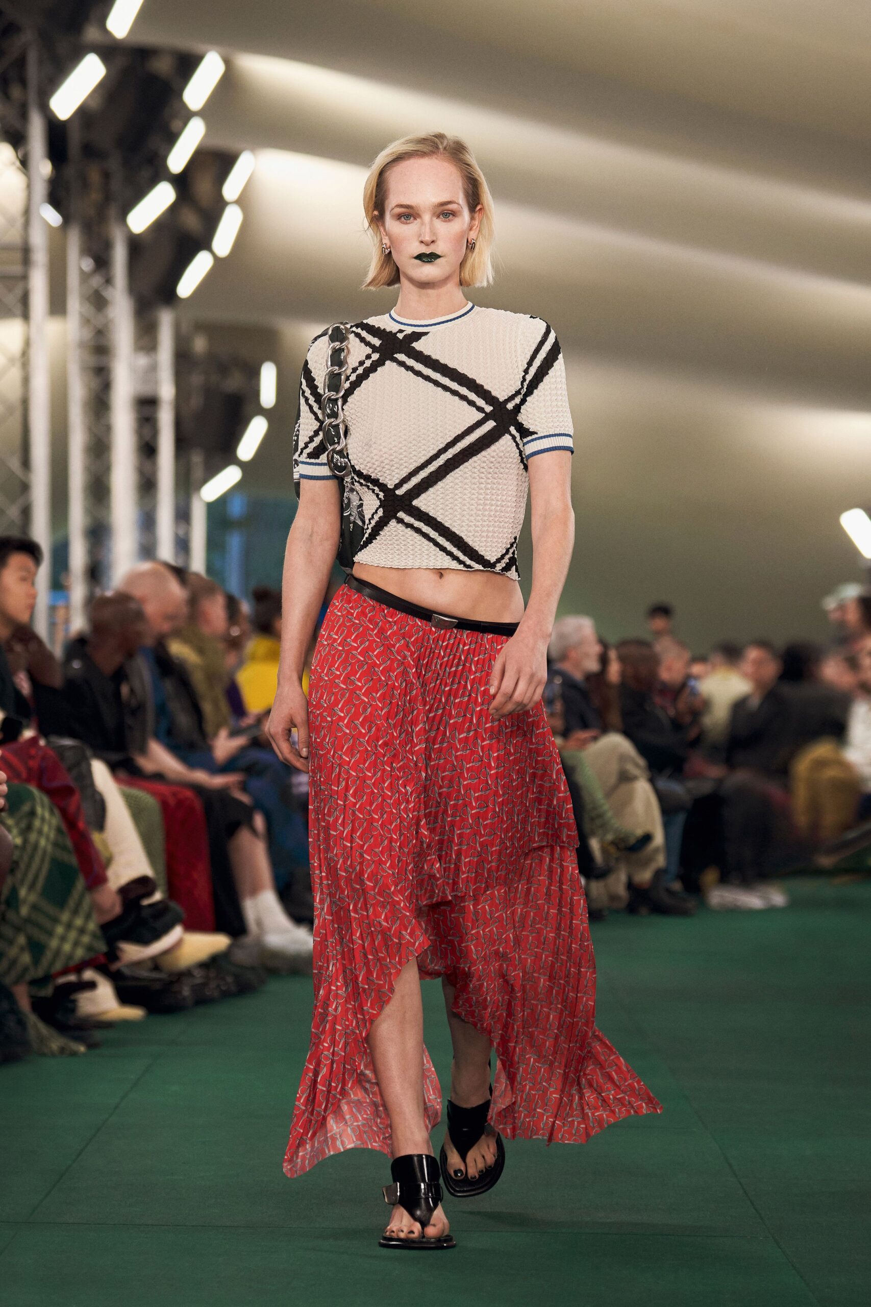 Burberry S/S 24 Look 282