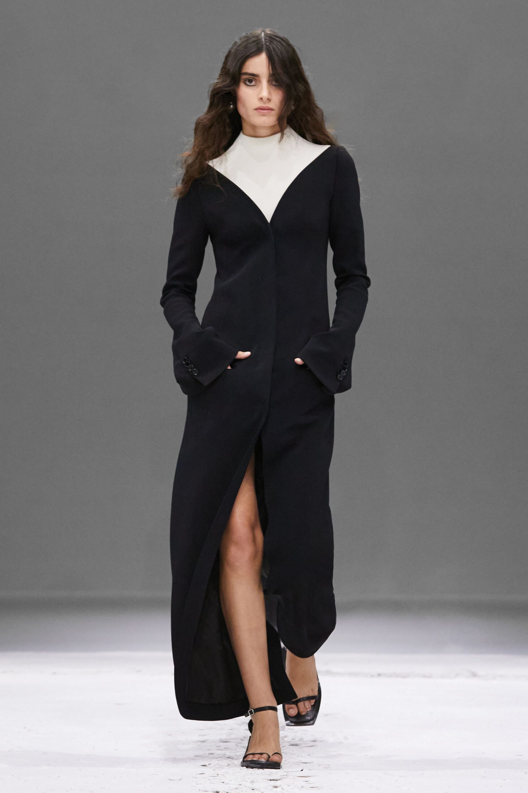 Courrèges S/S 24 Look 119