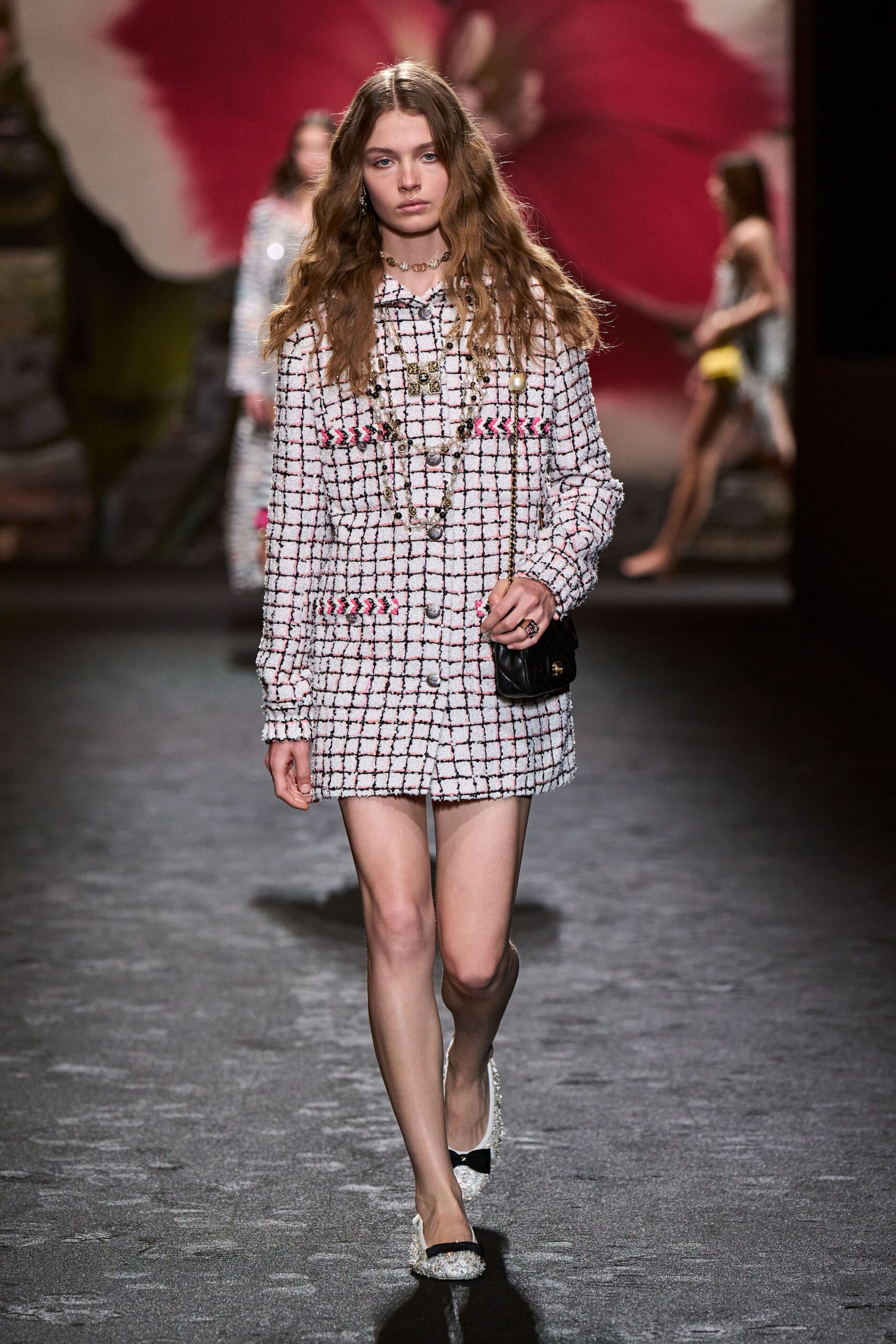 Chanel S/S 24 Look 398