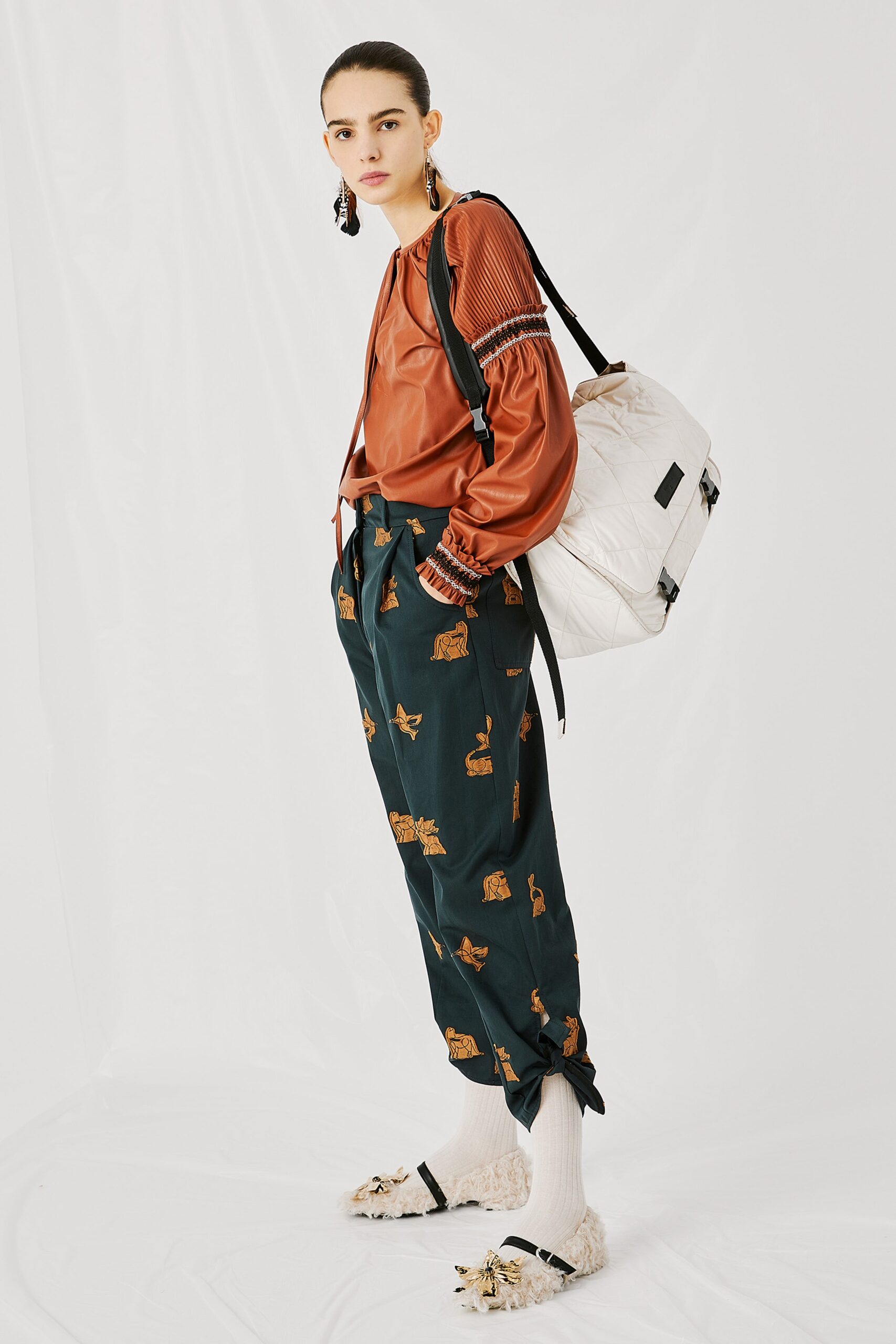Beatrice .b F/W 21 Look 363