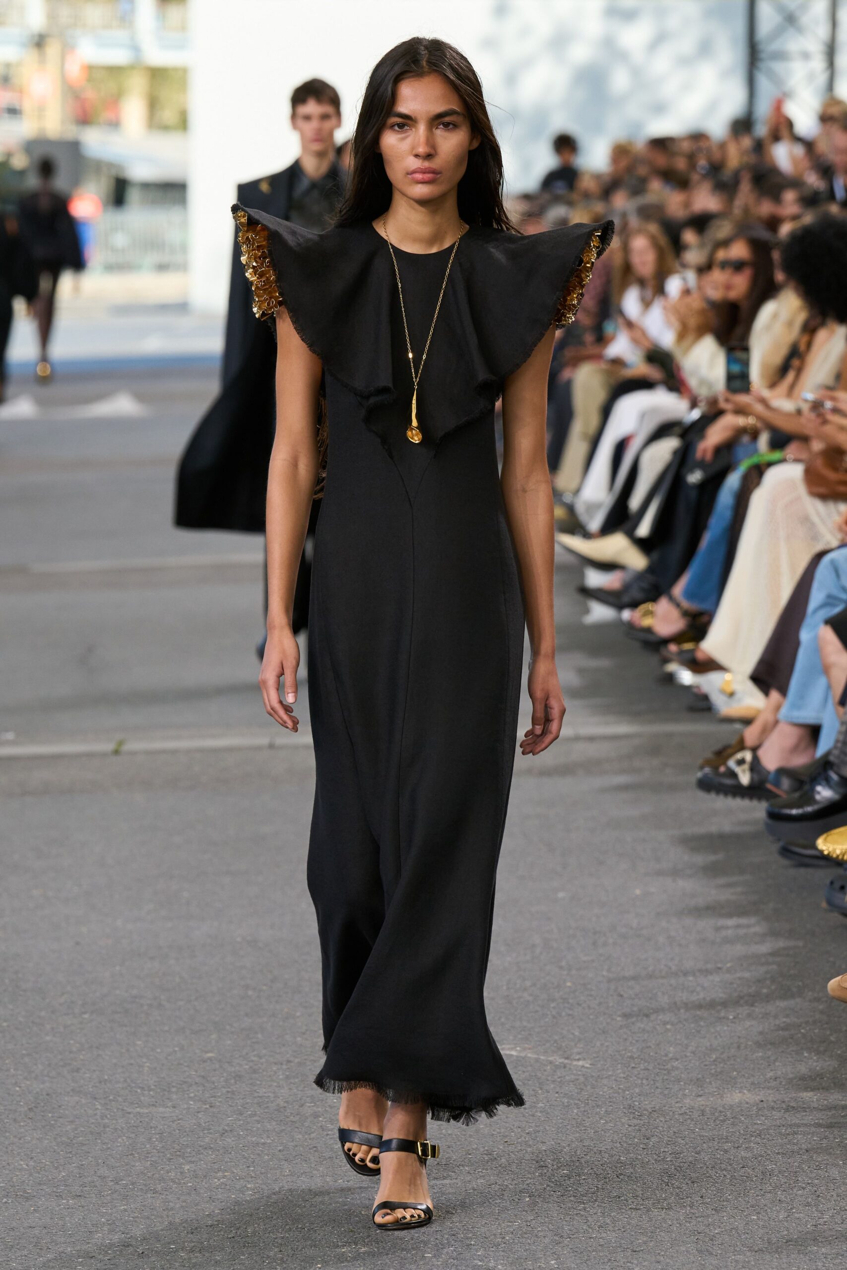 Chloé S/S 24 Look 492
