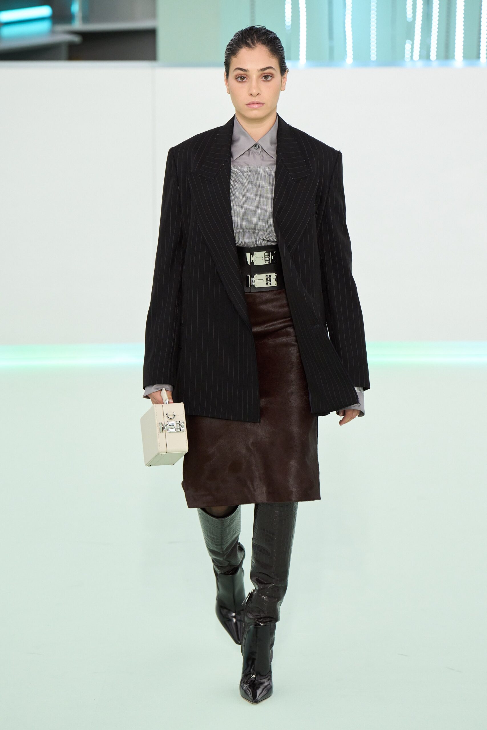 Boss F/W 23 Look 402