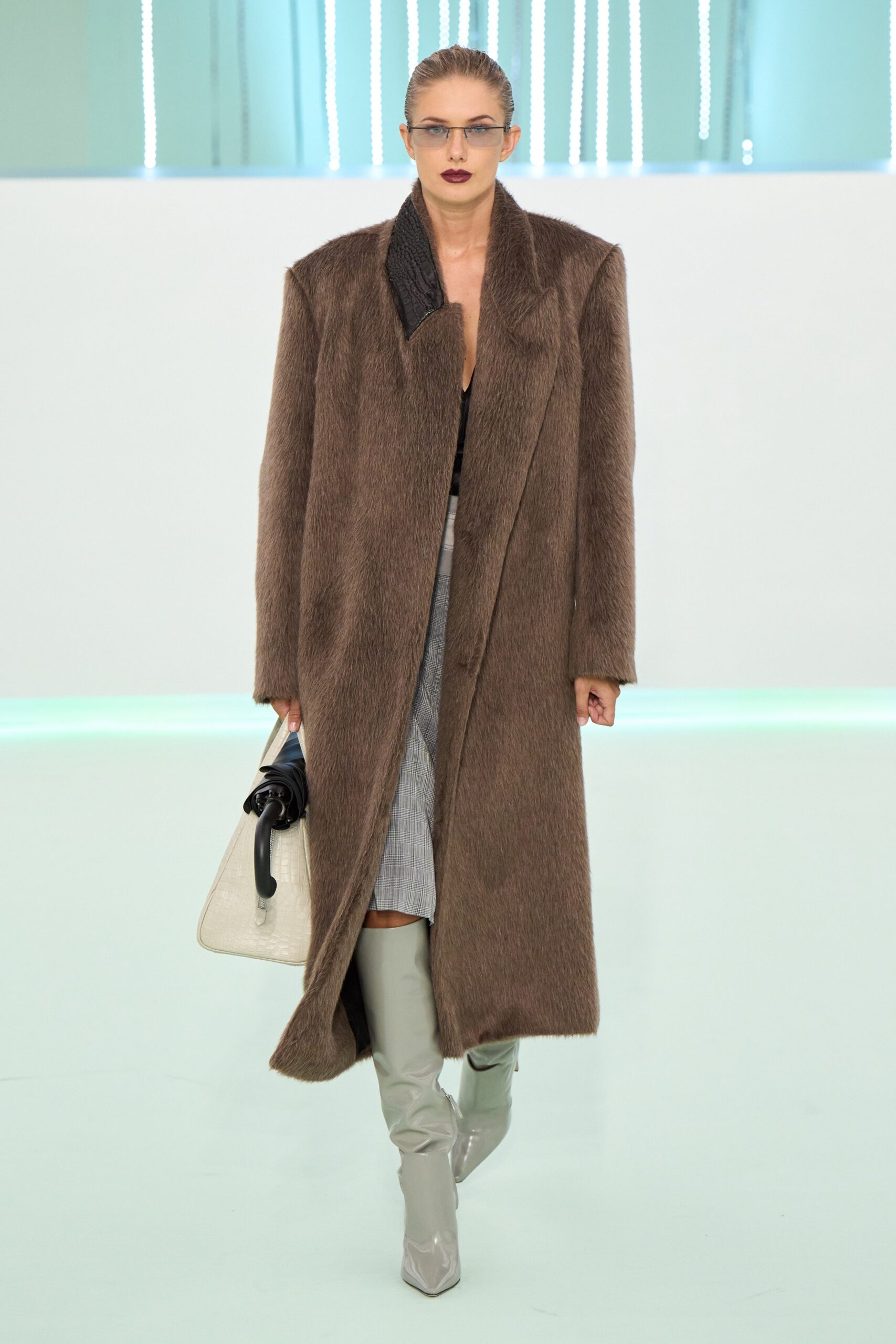 Boss F/W 23 Look 406