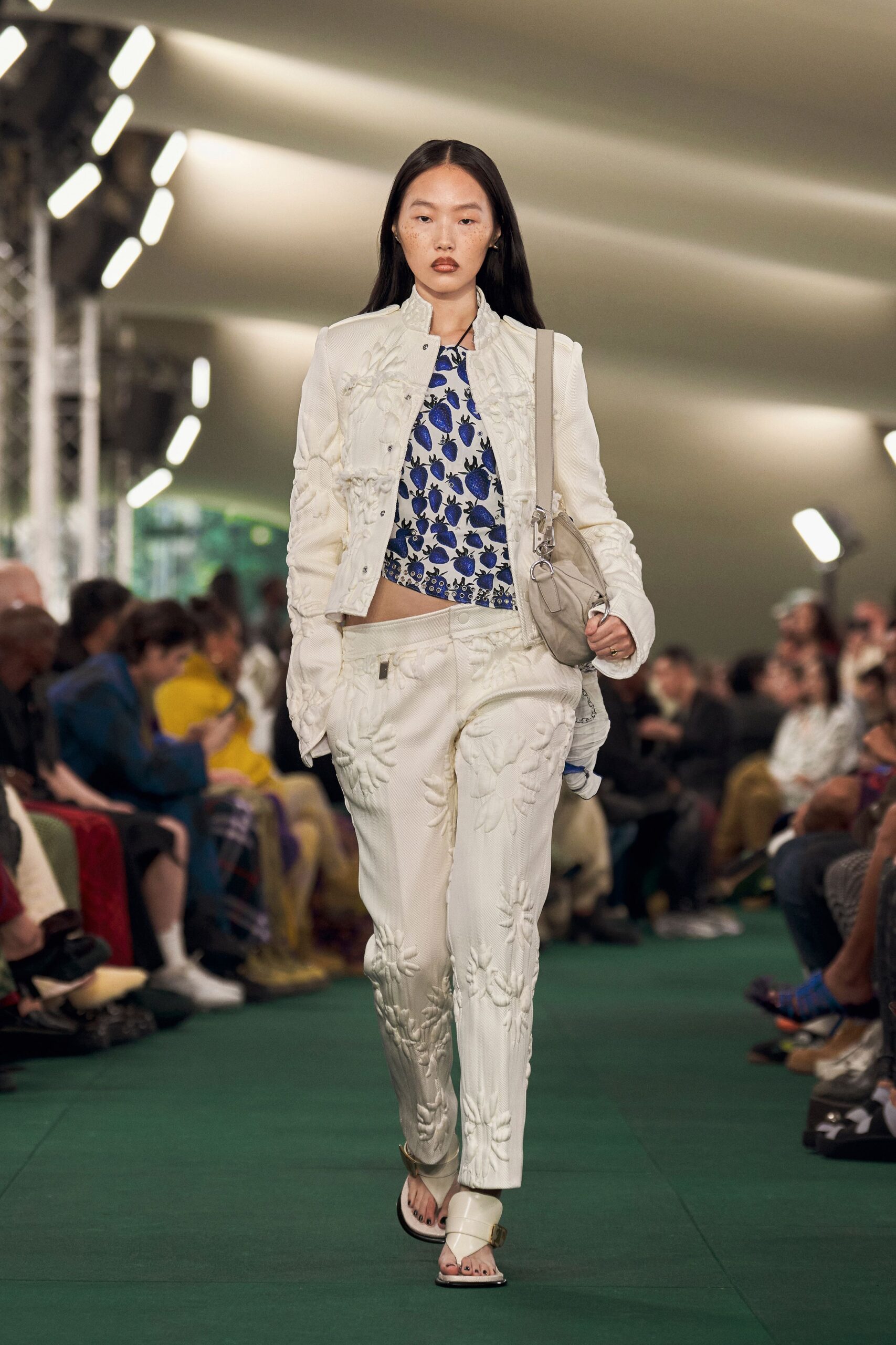 Burberry S/S 24 Look 379