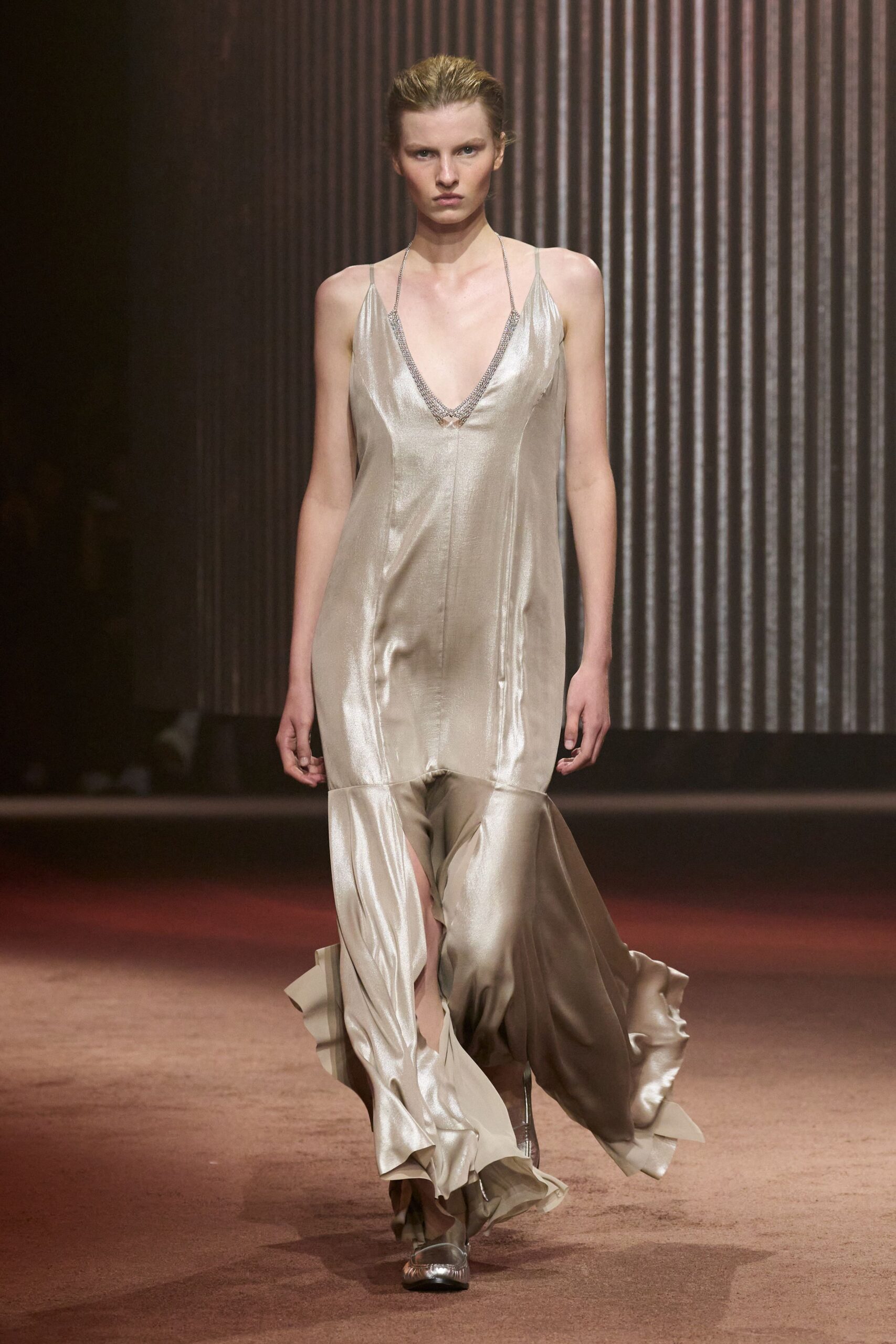 Cos F/W 23 Look 450