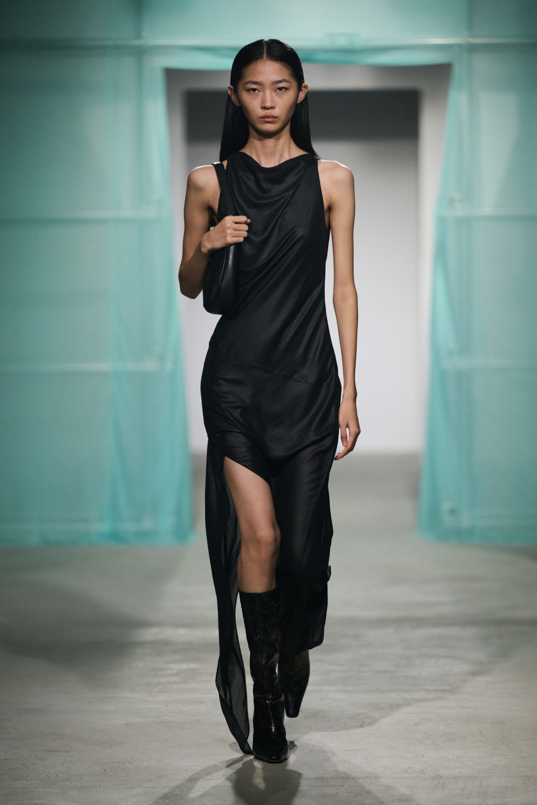 CPlus Series Shanghai S/S 24 Look 178