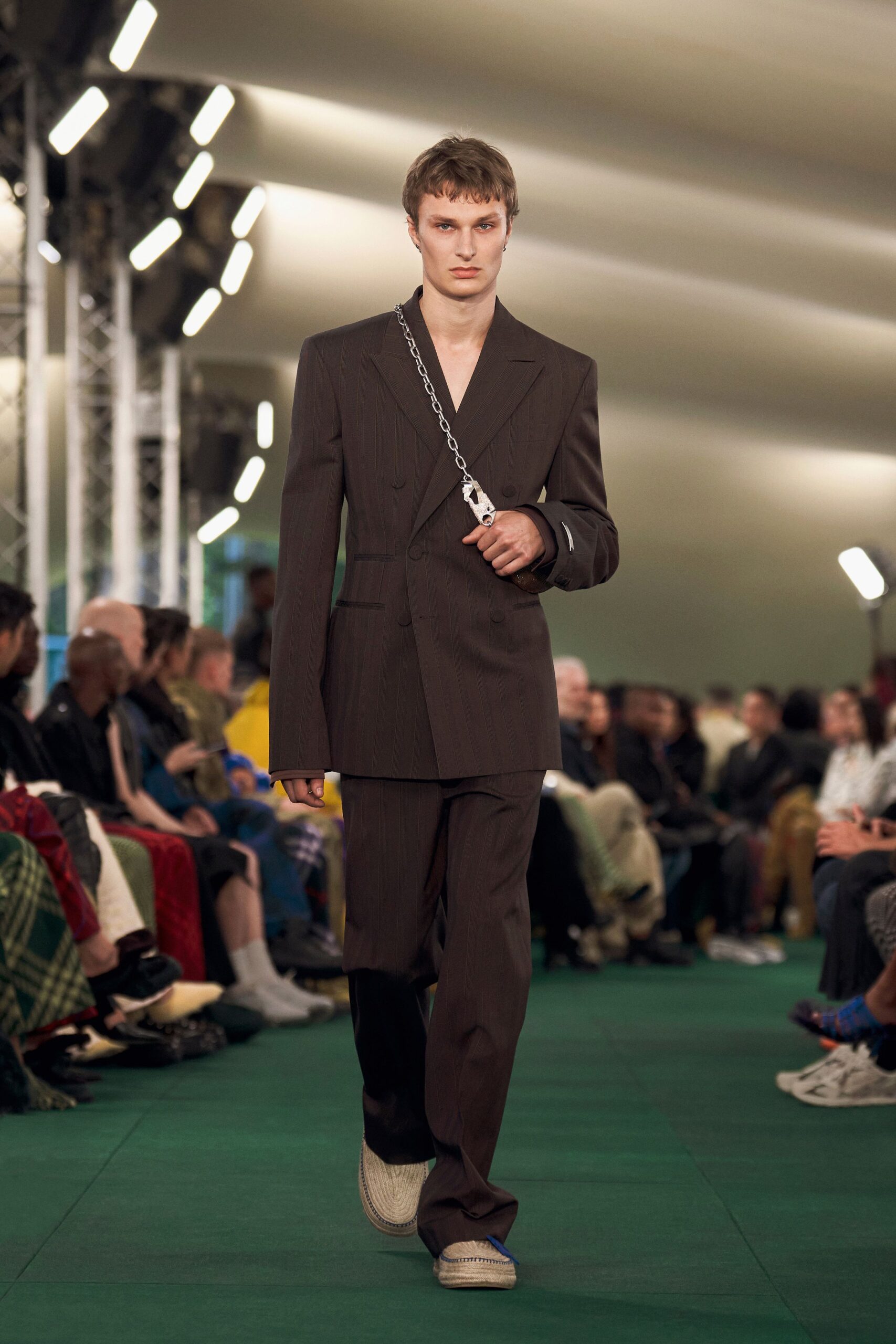 Burberry S/S 24 Look 472