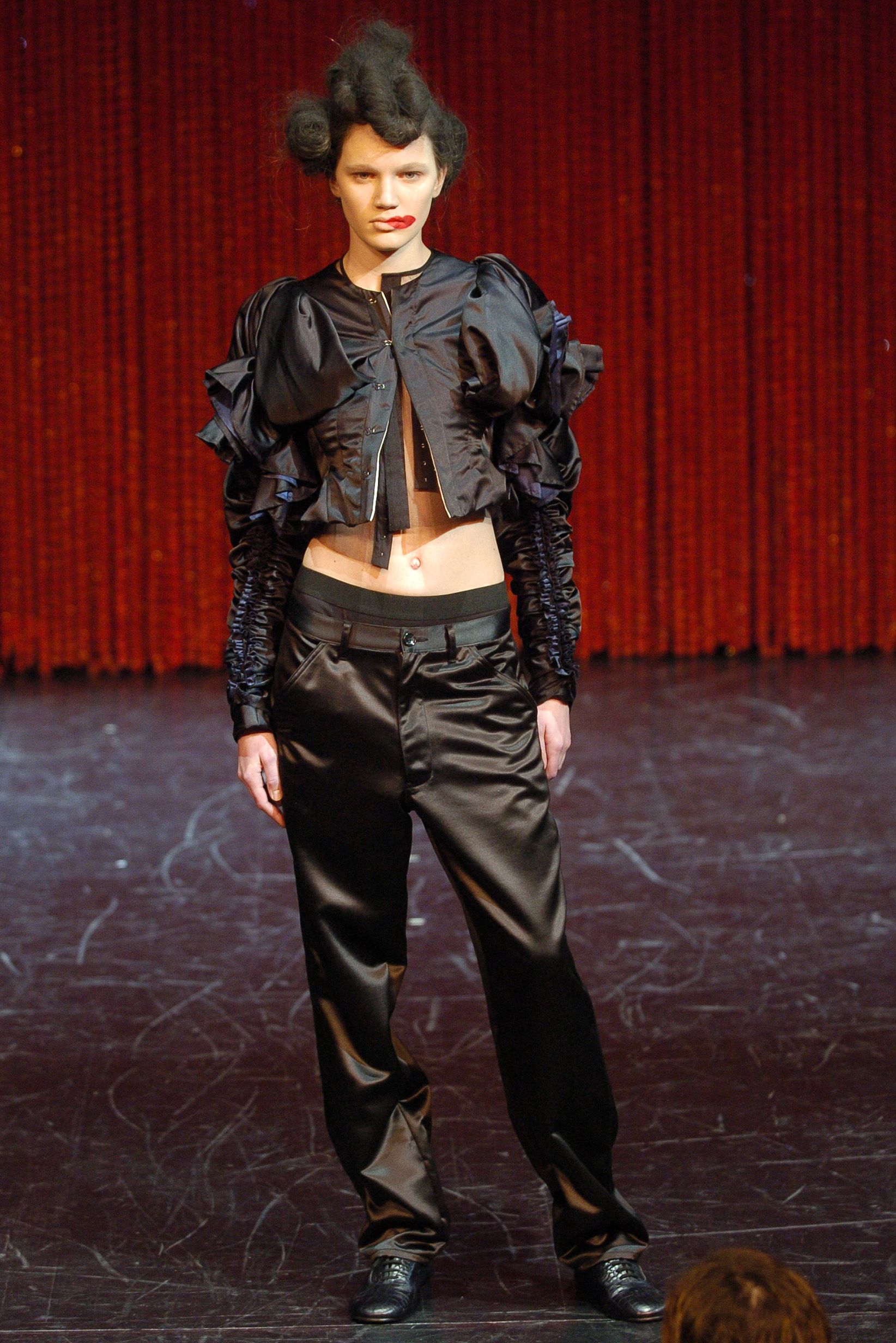 Comme des Garçons F/W 04 Look 39