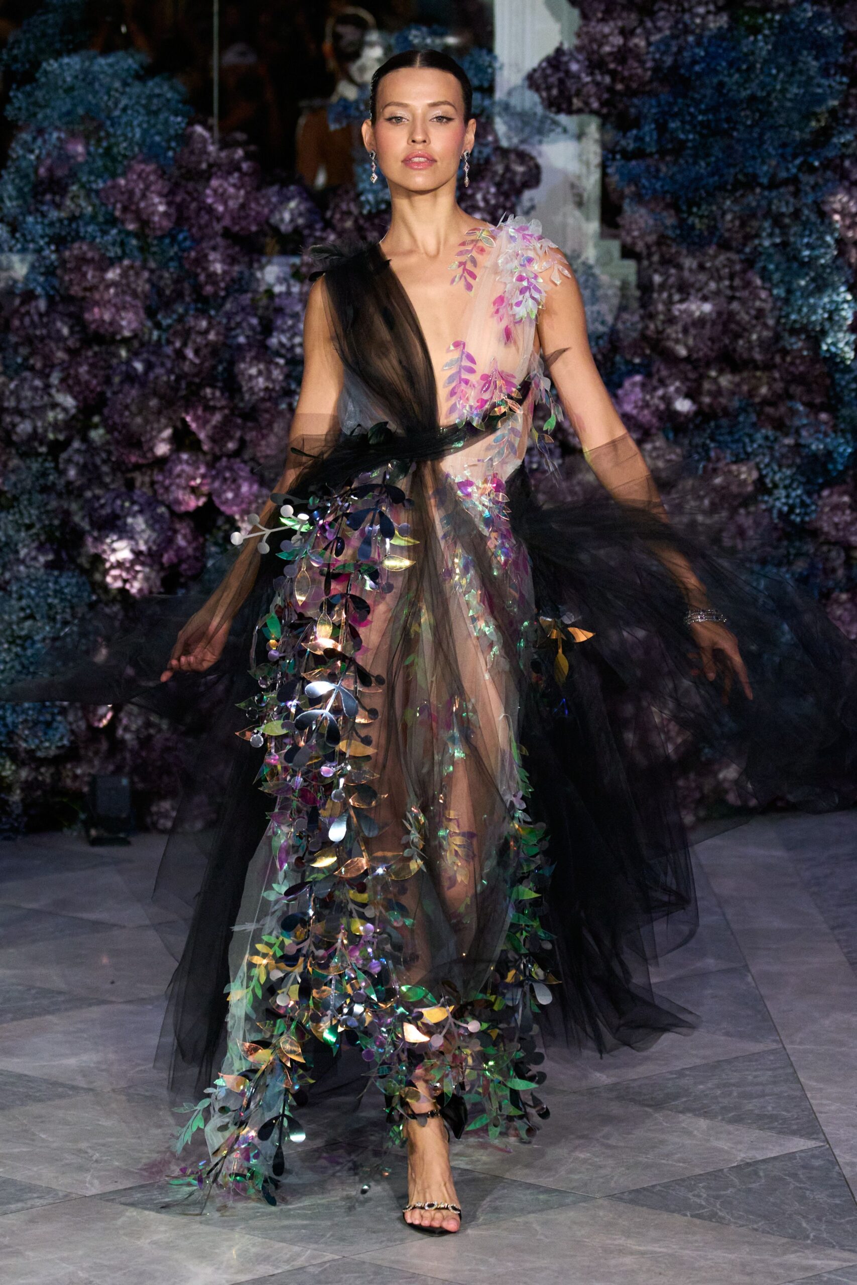 Christian Siriano S/S 24 Look 817