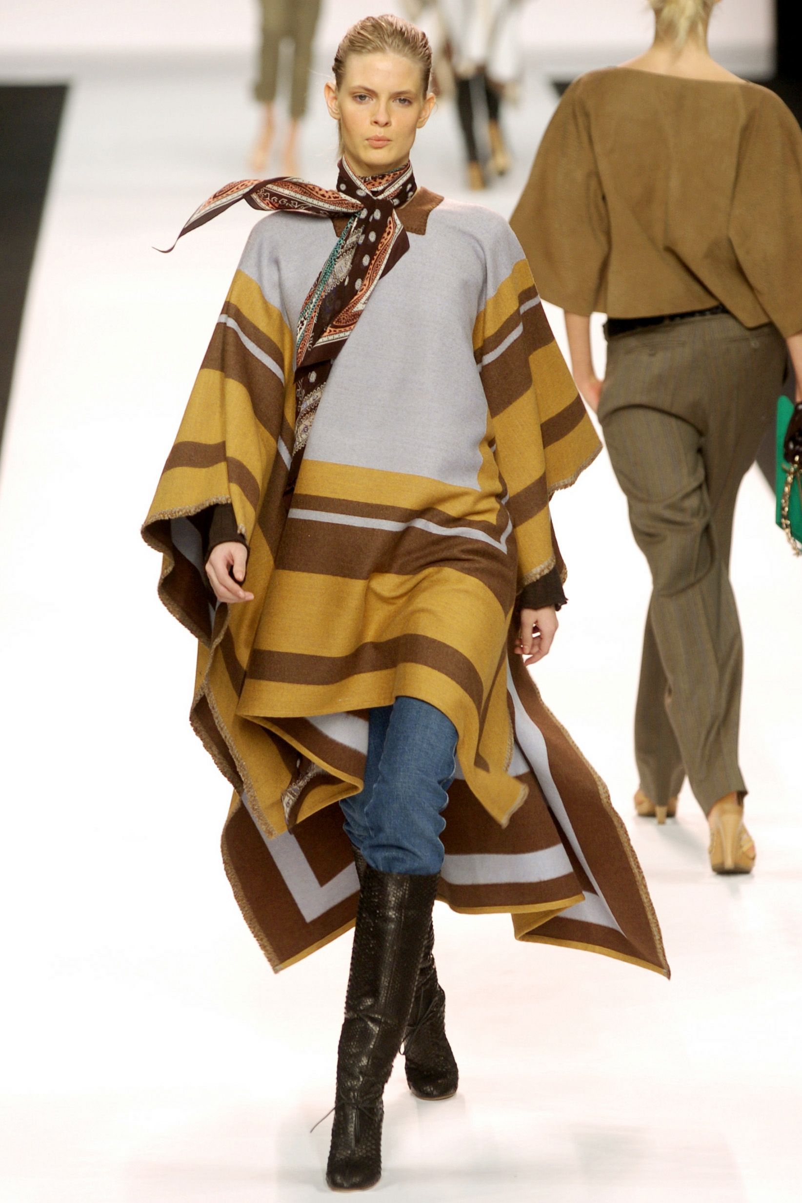 Chloé F/W 04 Look 71
