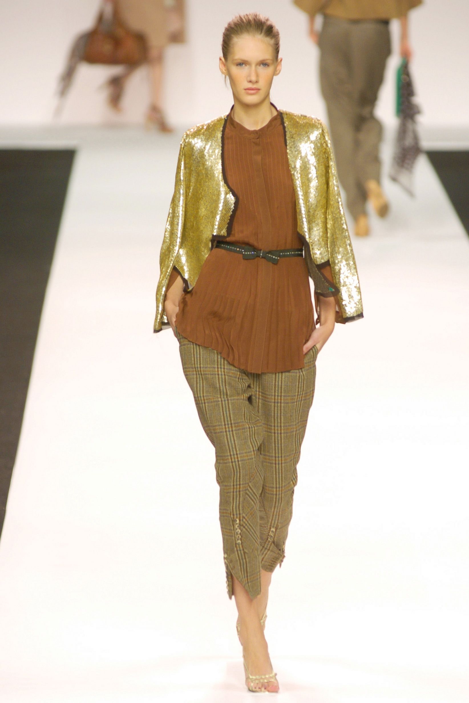 Chloé F/W 04 Look 79