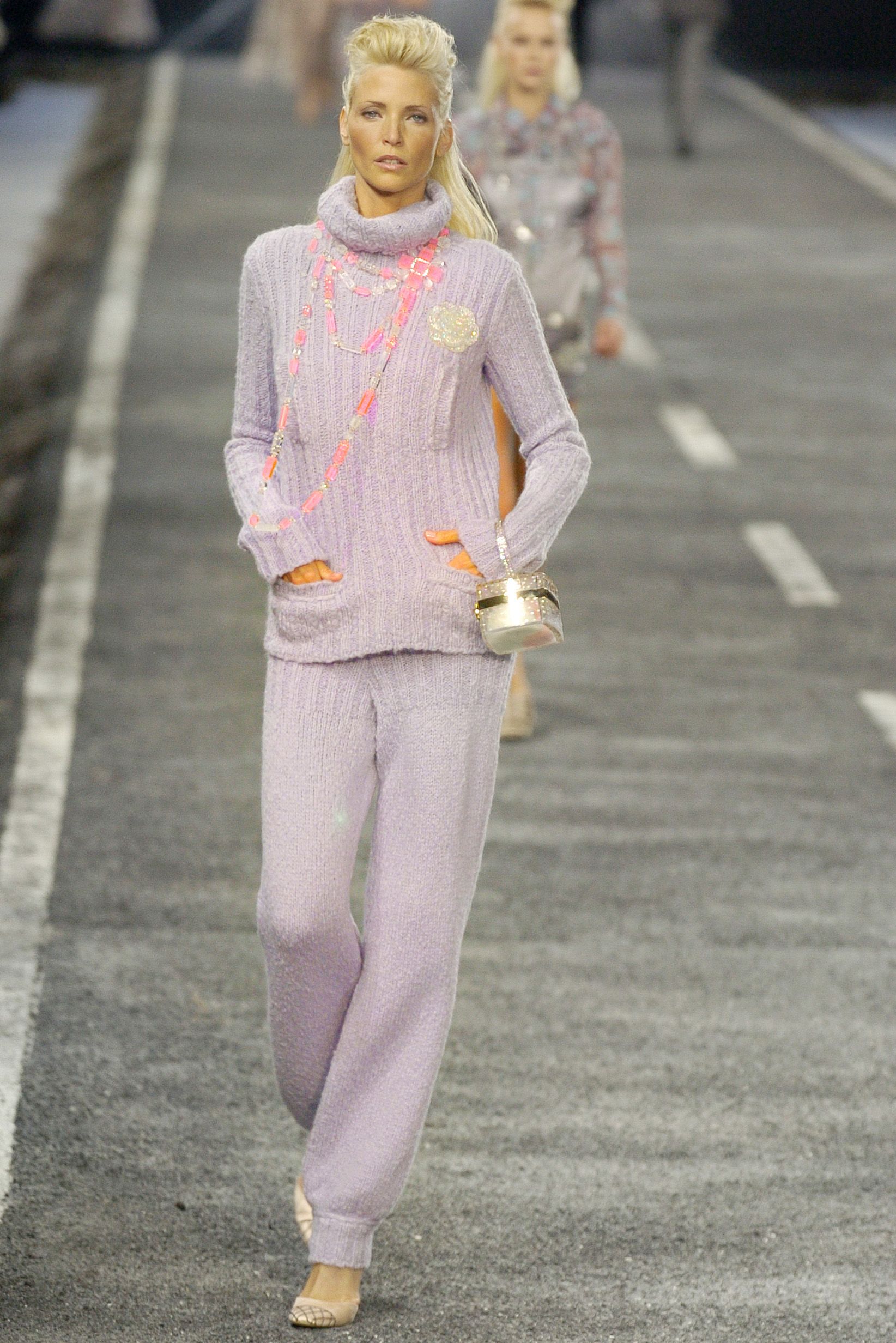 Chanel F/W 04 Look 75