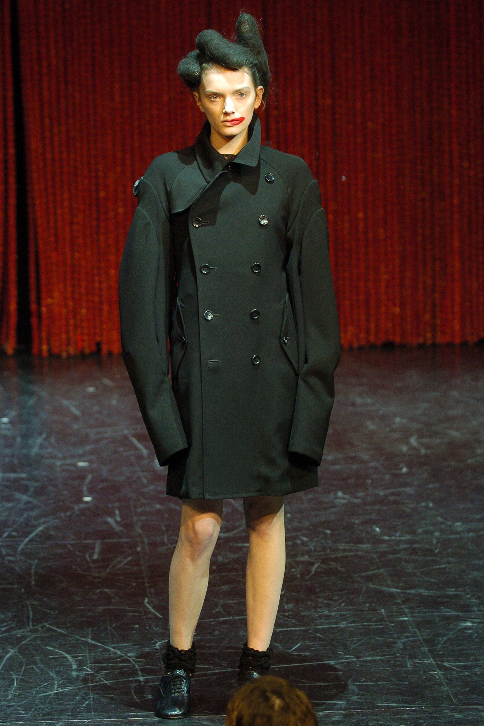 Comme des Garçons F/W 04 Look 98